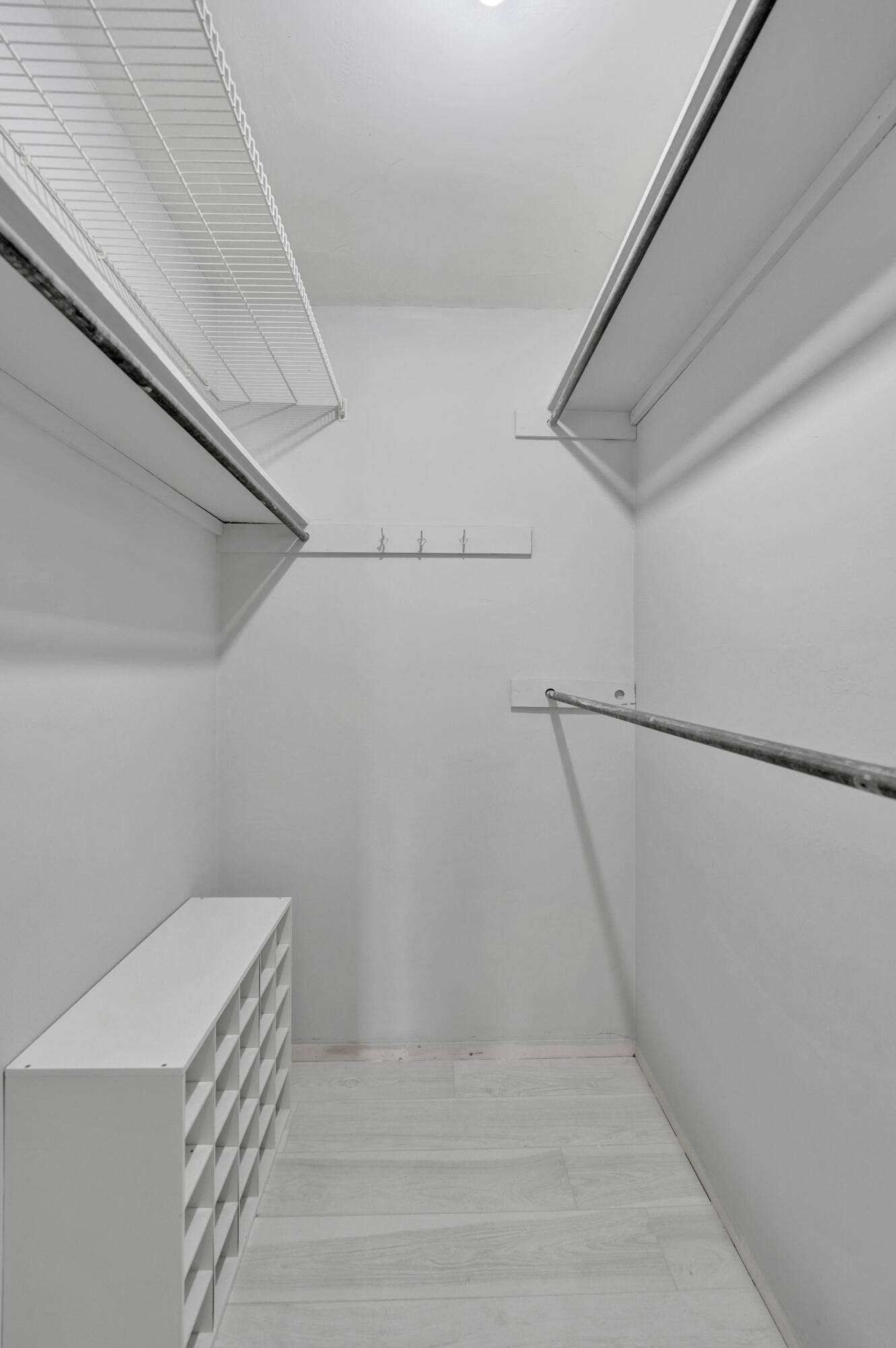 271 SE 5th Terrace, Pompano Beach, FL 33060 Primary closet