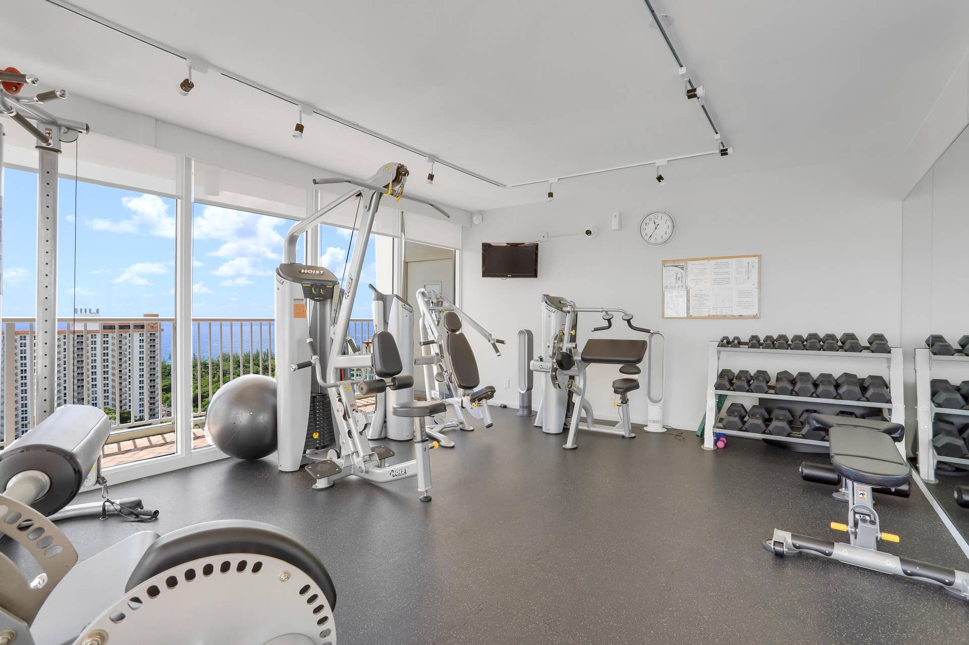 2800 E Sunrise Boulevard, #4c, Fort Lauderdale, FL 33304 Fitness Center