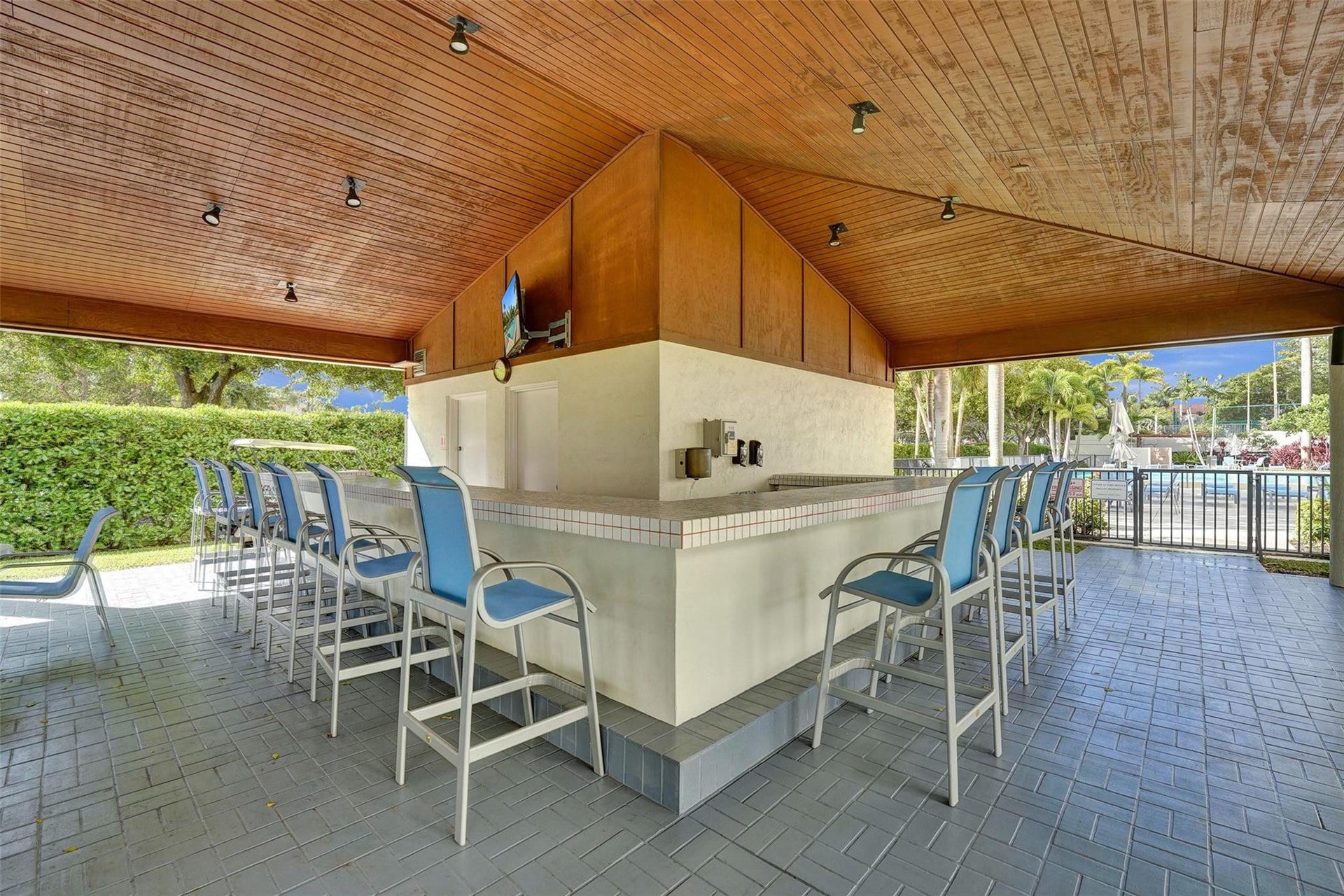 3200 Port Royale Drive N, #905, Fort Lauderdale, FL 33308 Photo 38