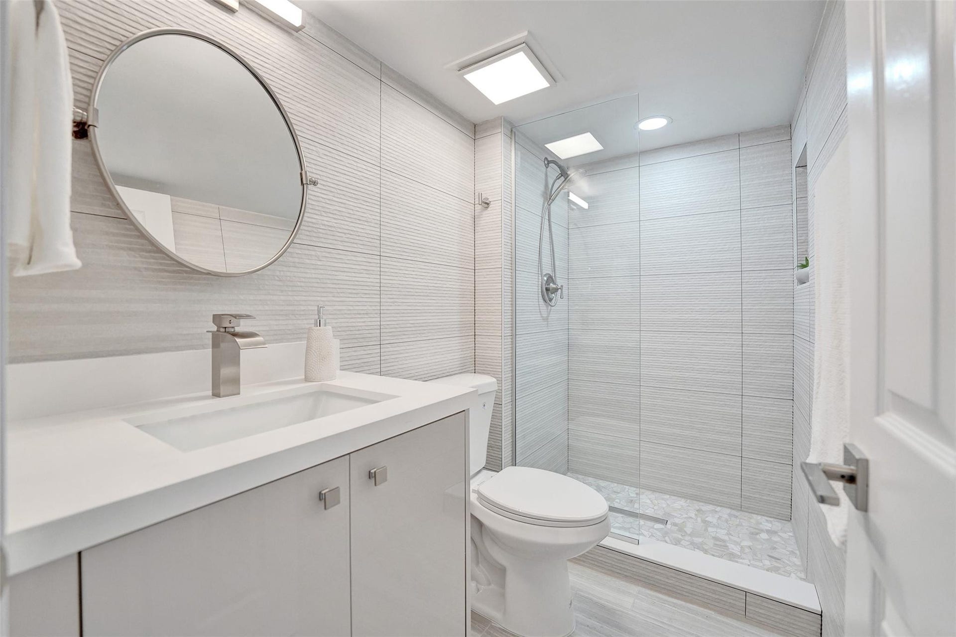 3200 Port Royale Drive N, #905, Fort Lauderdale, FL 33308 Photo 15