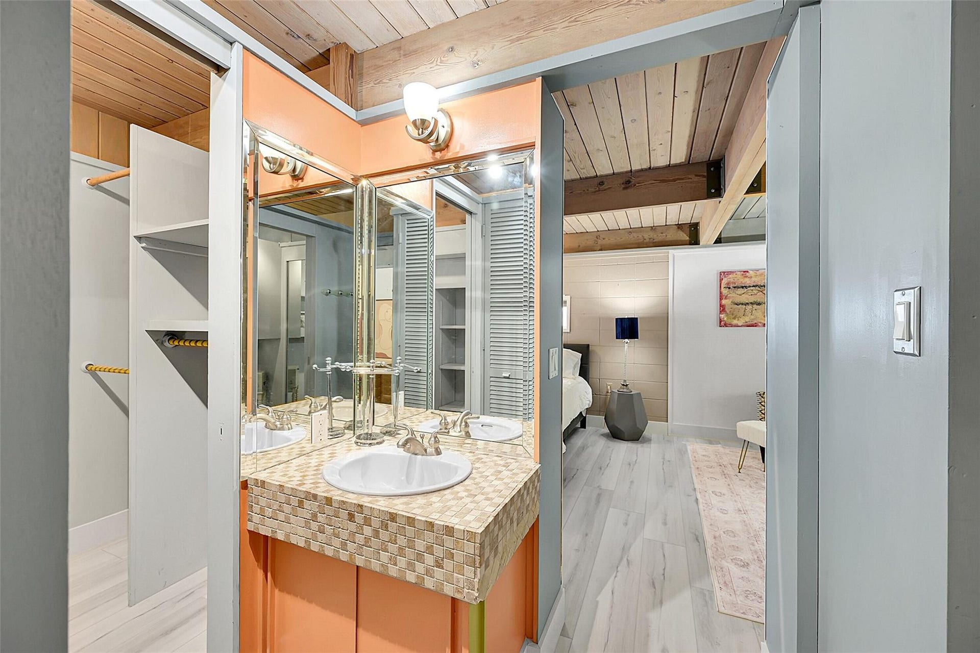 234 Pine Avenue, Lauderdale By The Sea, Lauderdale By The Sea, FL 33308 en-suite from Primary