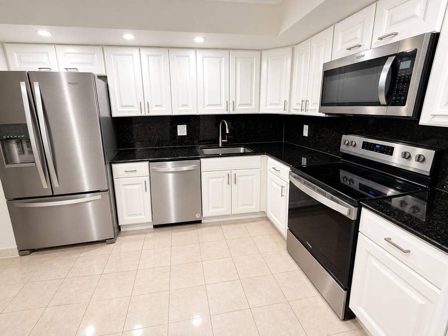 Property photo for 907 Cypress Terrace, #201, Pompano Beach, FL