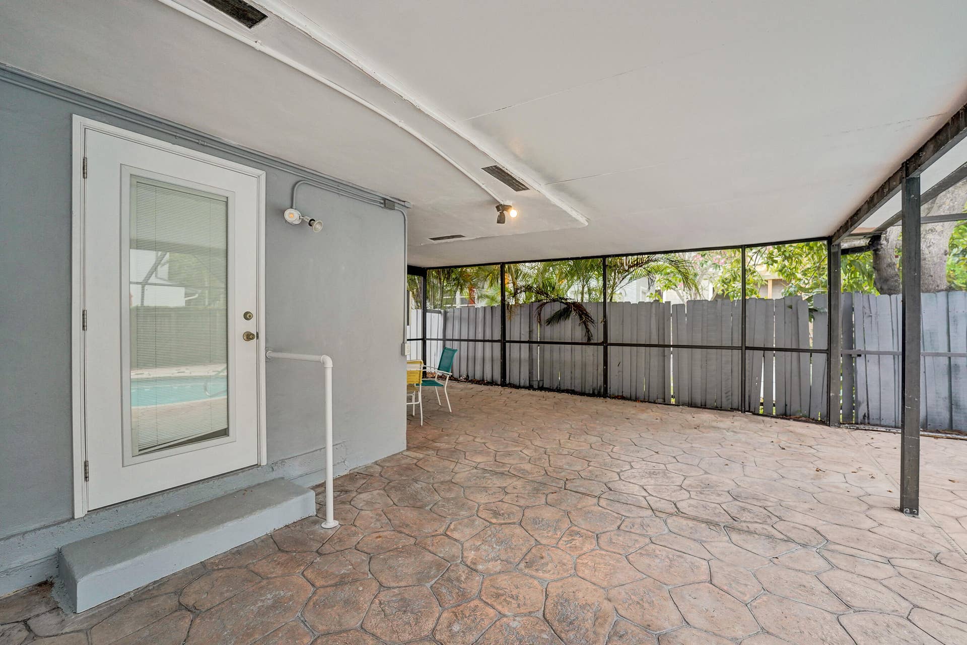 816 SE 12th Street, Fort Lauderdale, FL 33316 DSC02198