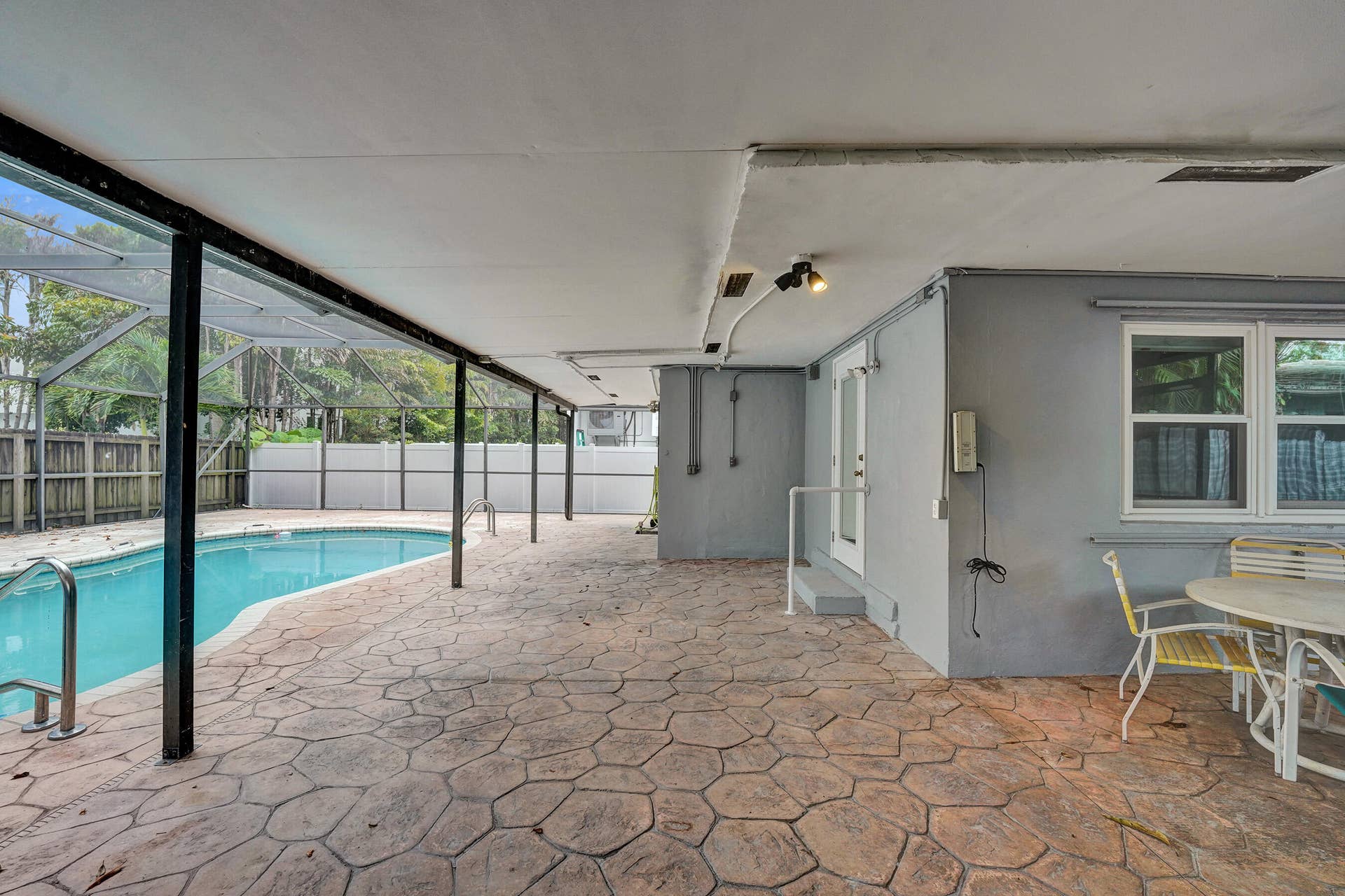 816 SE 12th Street, Fort Lauderdale, FL 33316 DSC02261