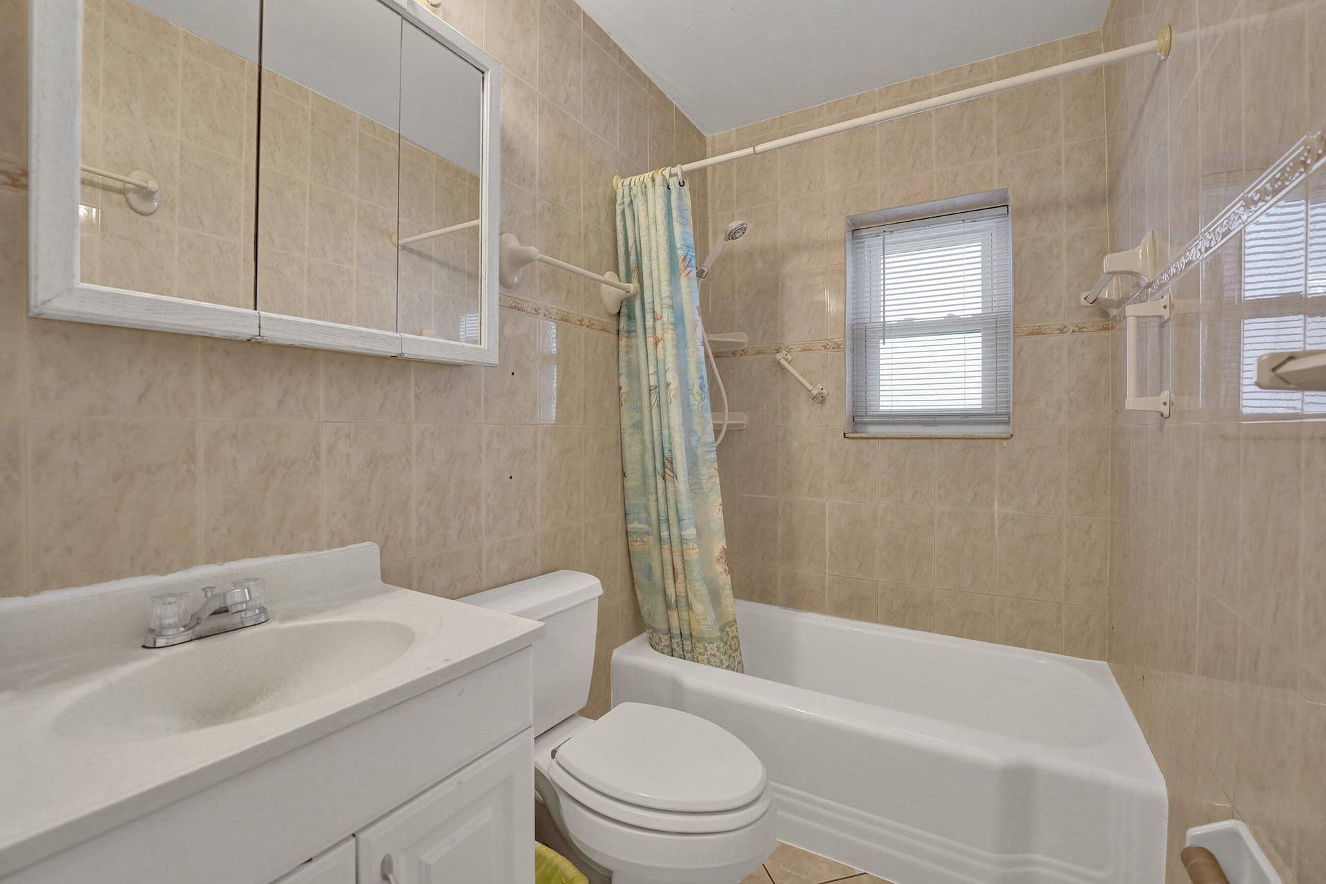 816 SE 12th Street, Fort Lauderdale, FL 33316 DSC02189