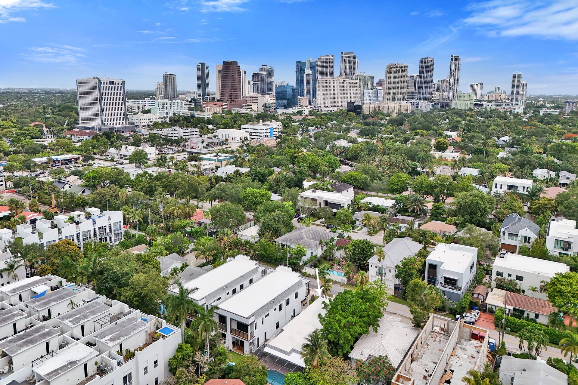 816 SE 12th Street, Fort Lauderdale, FL 33316 close to downtown