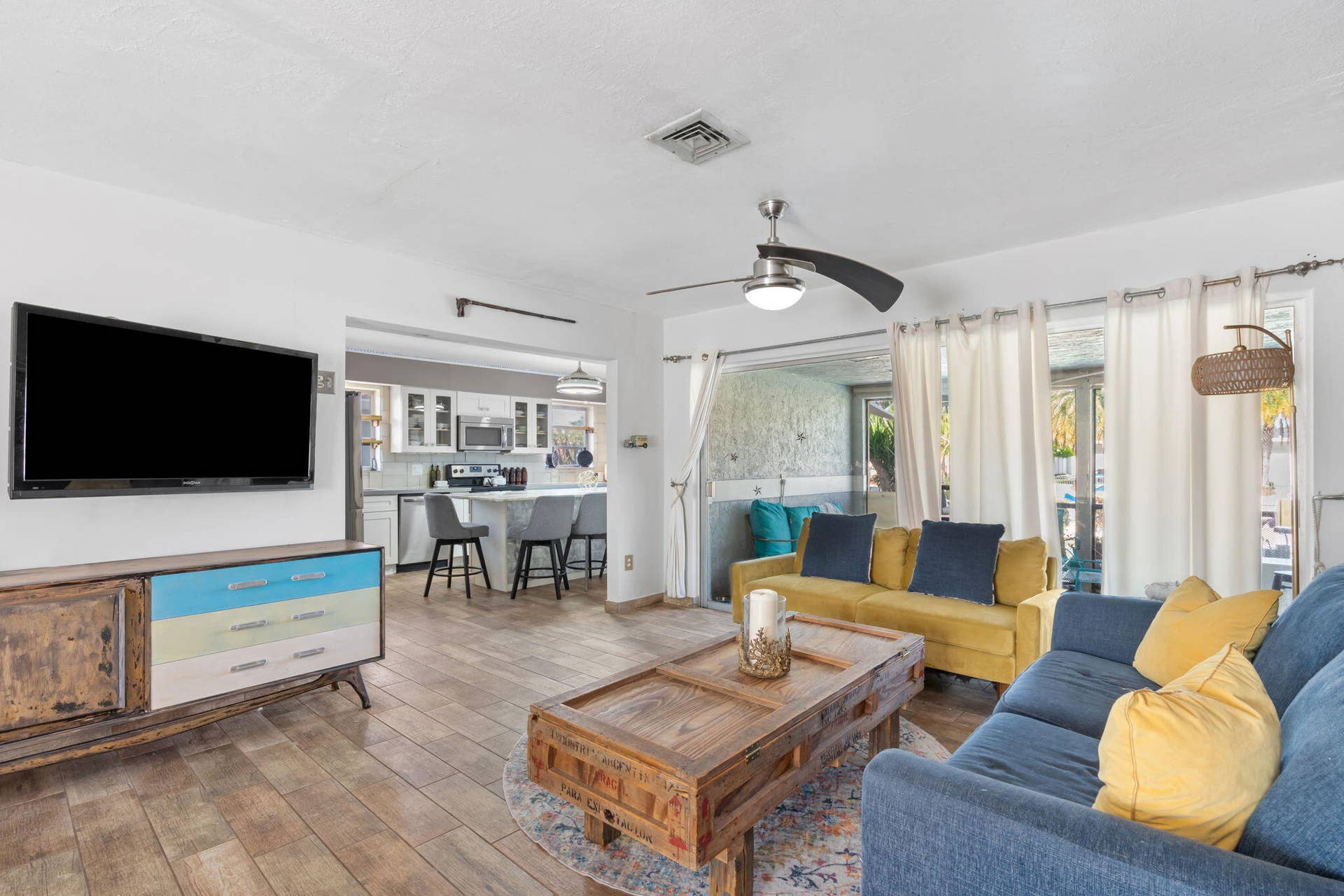 17-web-or-mls-240 SE 2nd Ave, Pompano Be