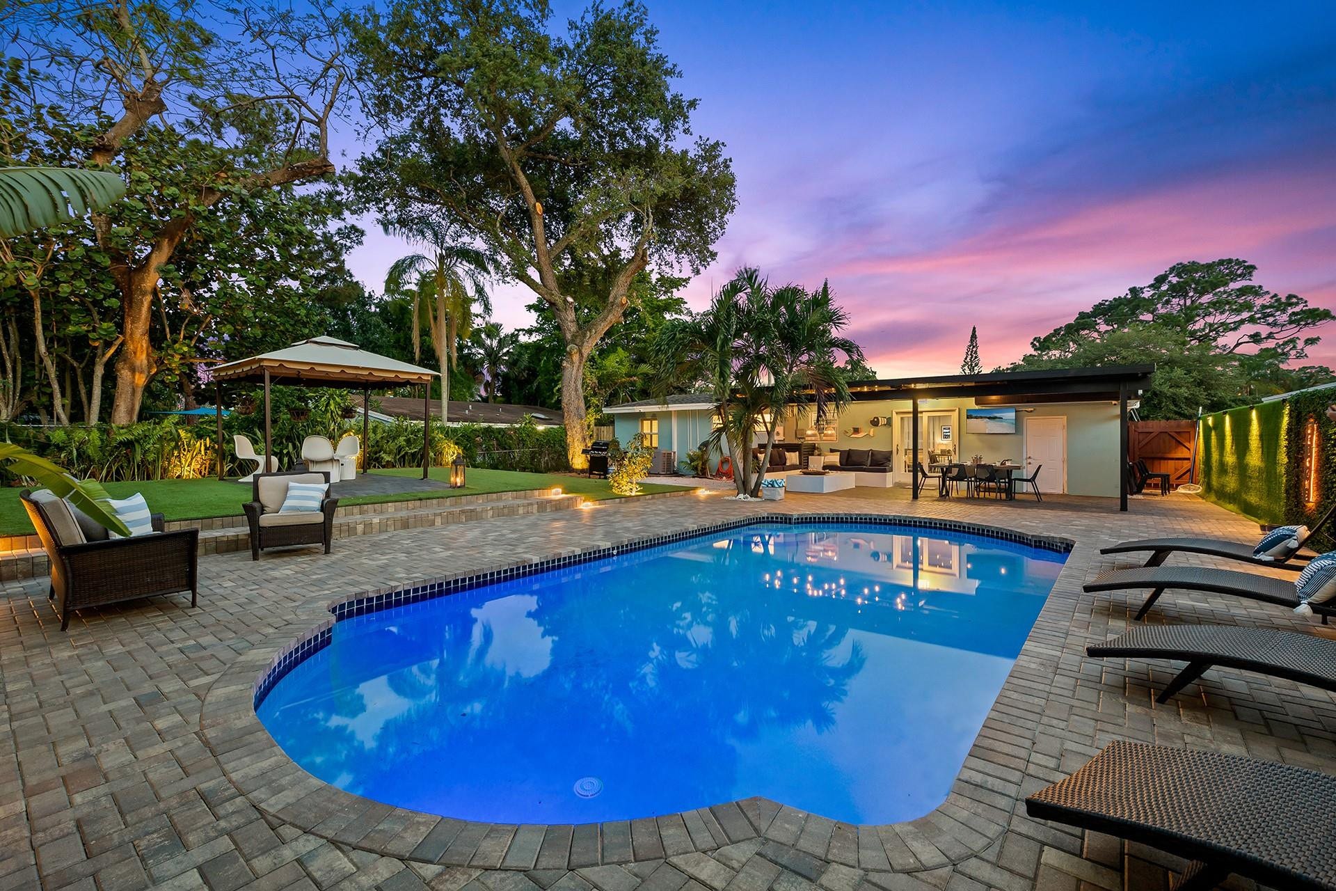 1813 SW 10th Court, Fort Lauderdale, FL 33312 Photo 2