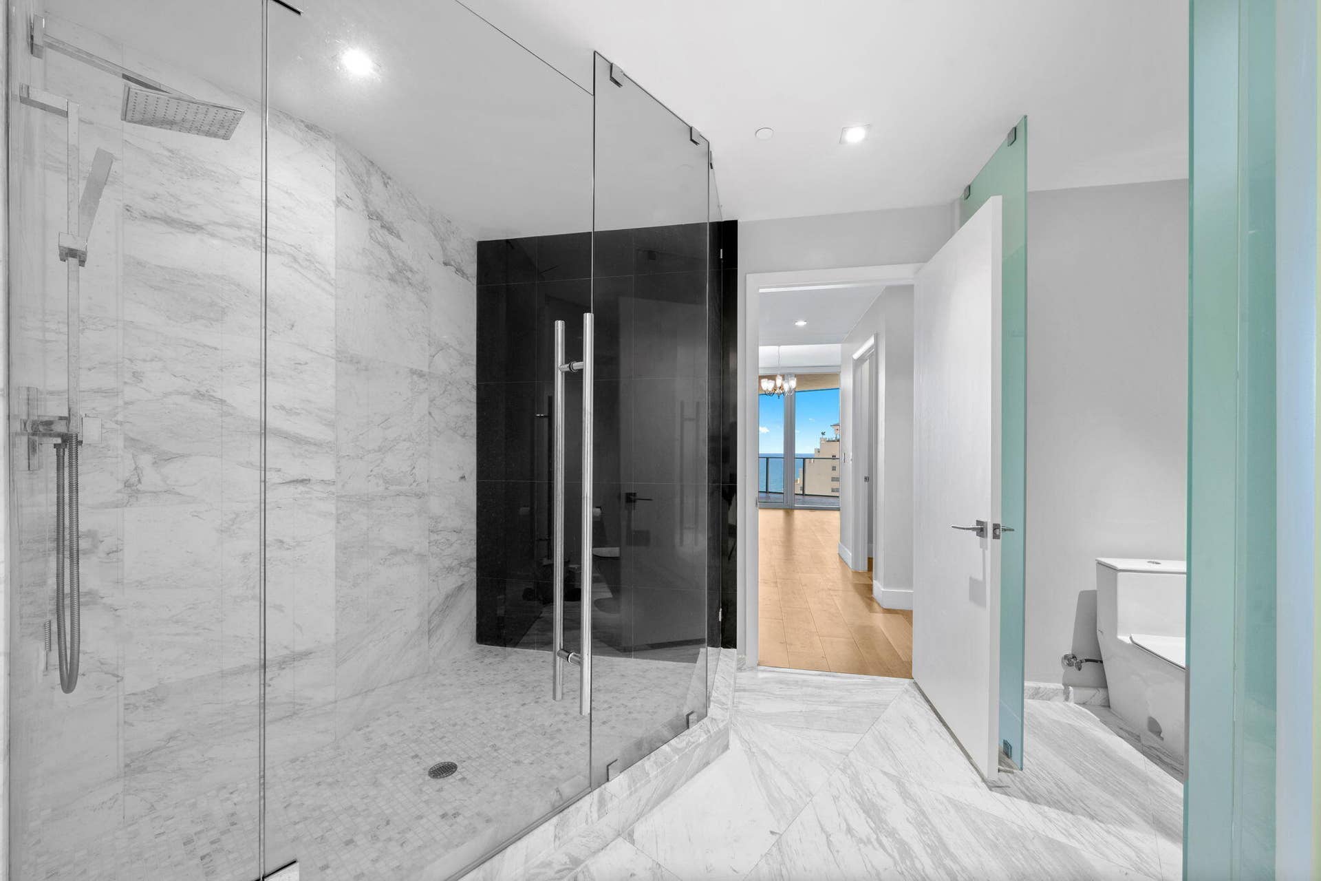 701 N Fort Lauderdale Beach Boulevard, #1103, Fort Lauderdale, FL 33304 16-web-or-mls-A7R01731 copy