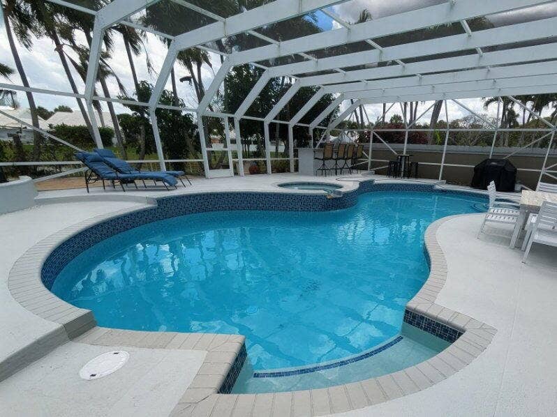 34x20 FreeForm Pool#63072917 Copyright