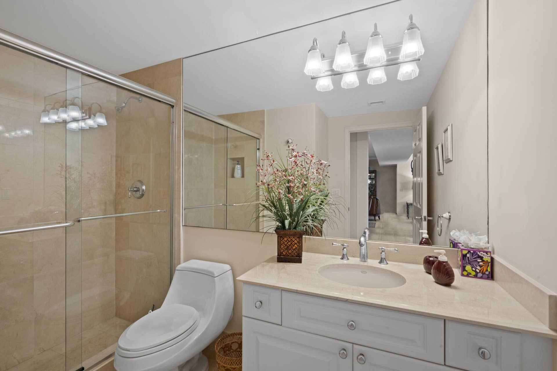 3200 N Ocean Boulevard, #1506, Fort Lauderdale, Fort Lauderdale, FL 33308 guest bath