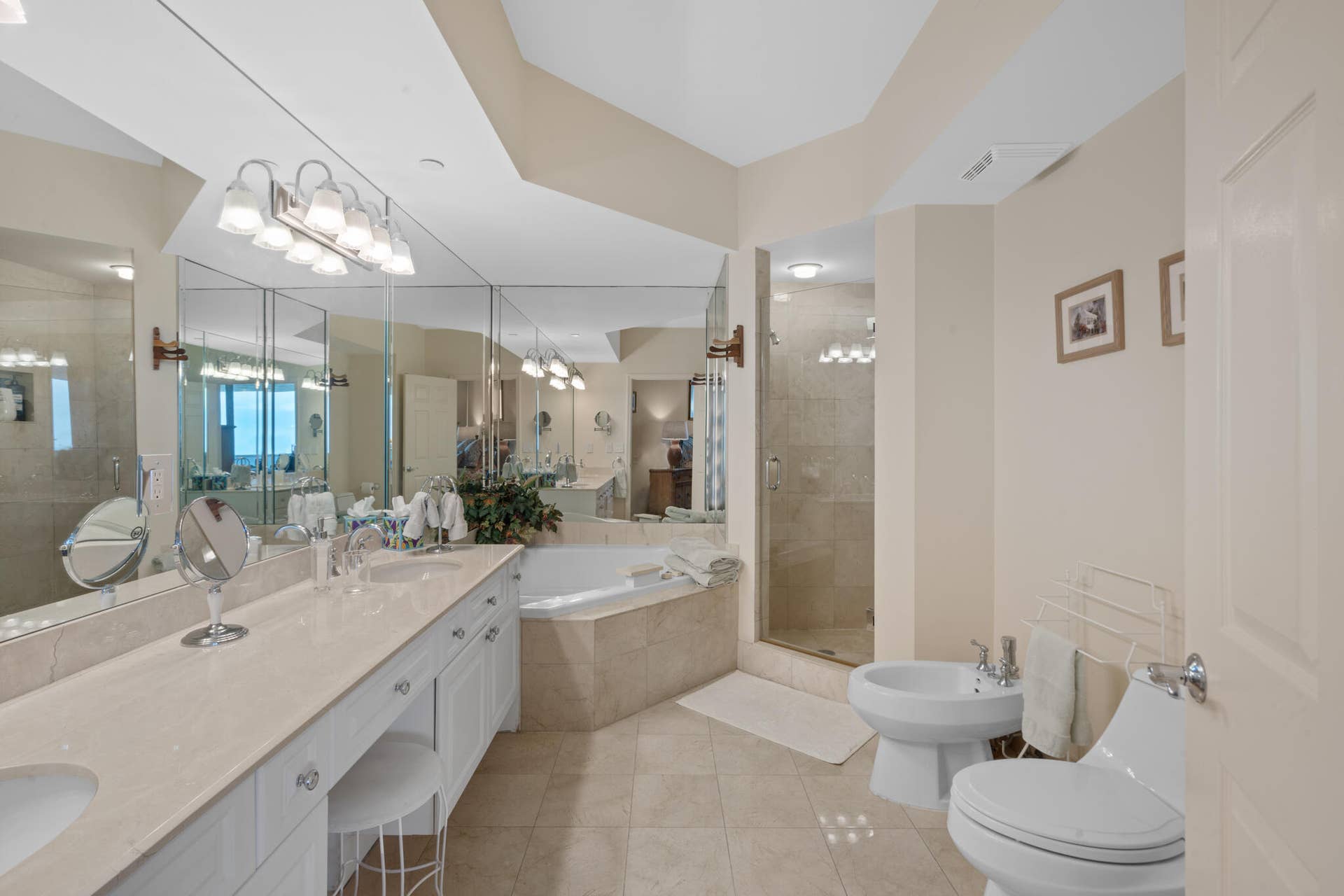 3200 N Ocean Boulevard, #1506, Fort Lauderdale, Fort Lauderdale, FL 33308 primary bath