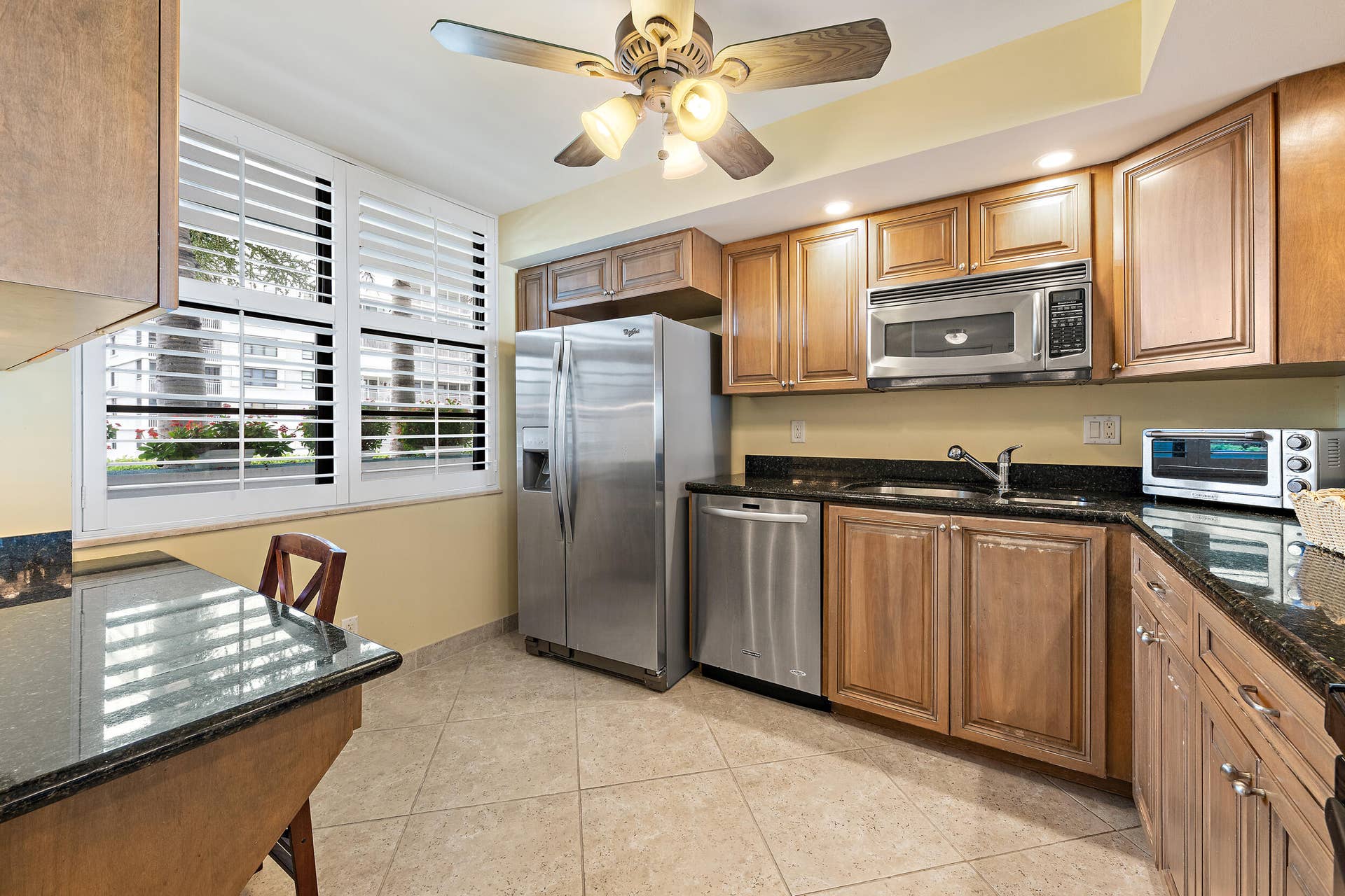 900 Ocean Drive, #202, Juno Beach, FL 33408 900 Ocean Dr 202-6