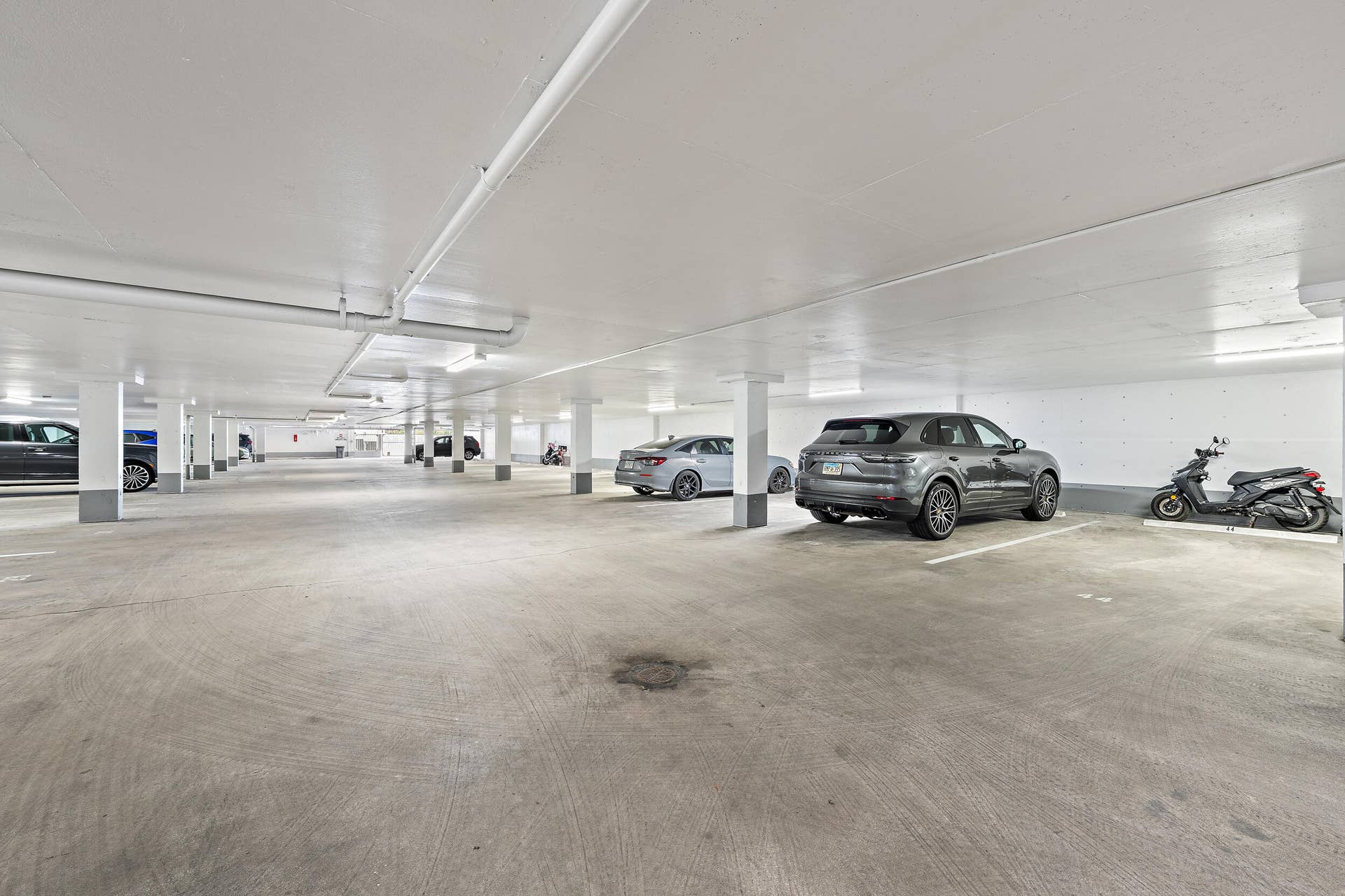 900 Ocean Drive, #202, Juno Beach, FL 33408 1 secured assigned underground parking