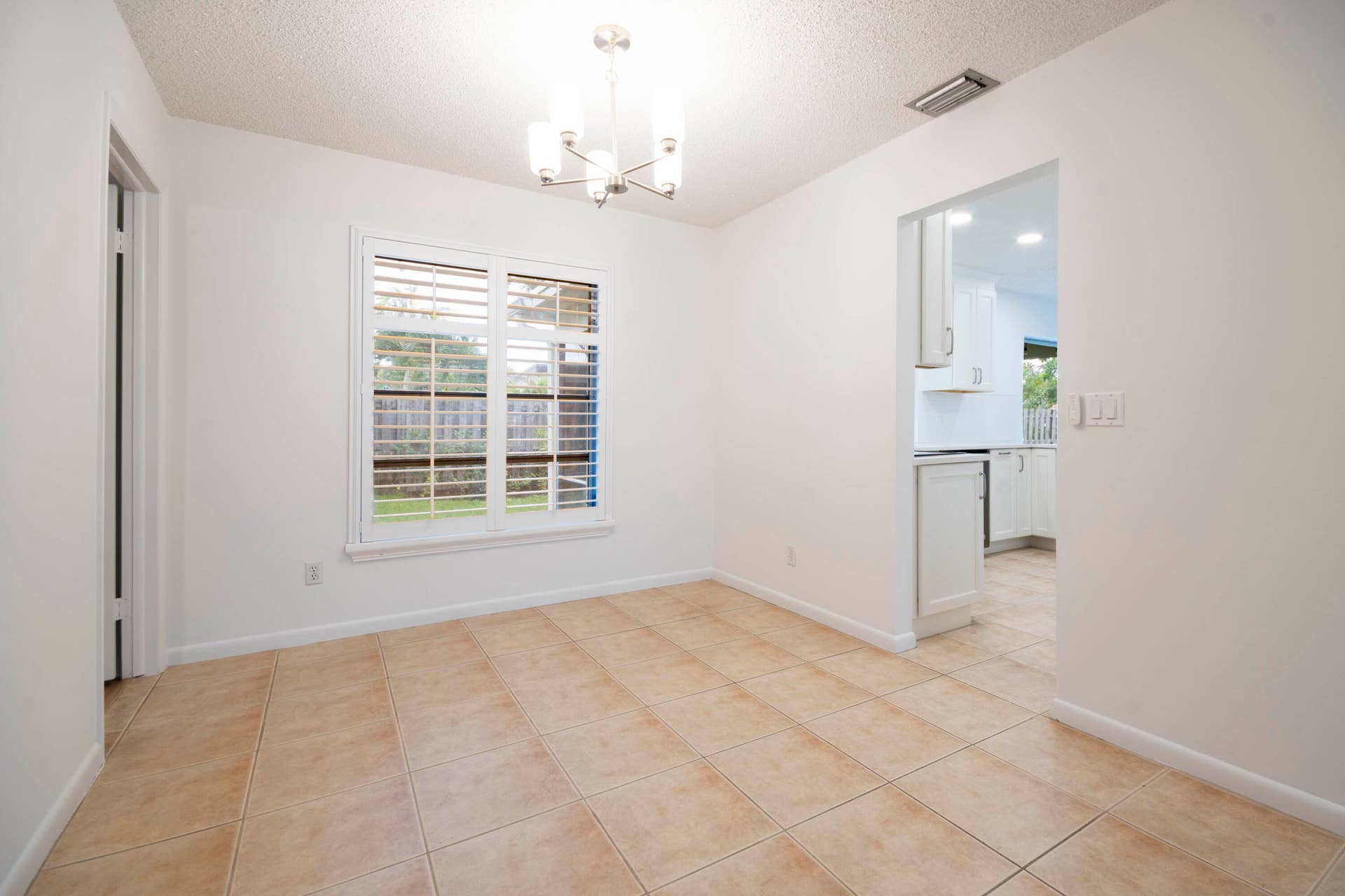 18020 Palm Point Drive, Jupiter, FL 33458 Dining Room