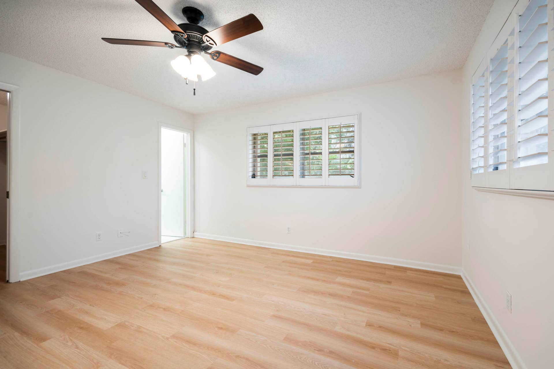 18020 Palm Point Drive, Jupiter, FL 33458 Primary Bedroom