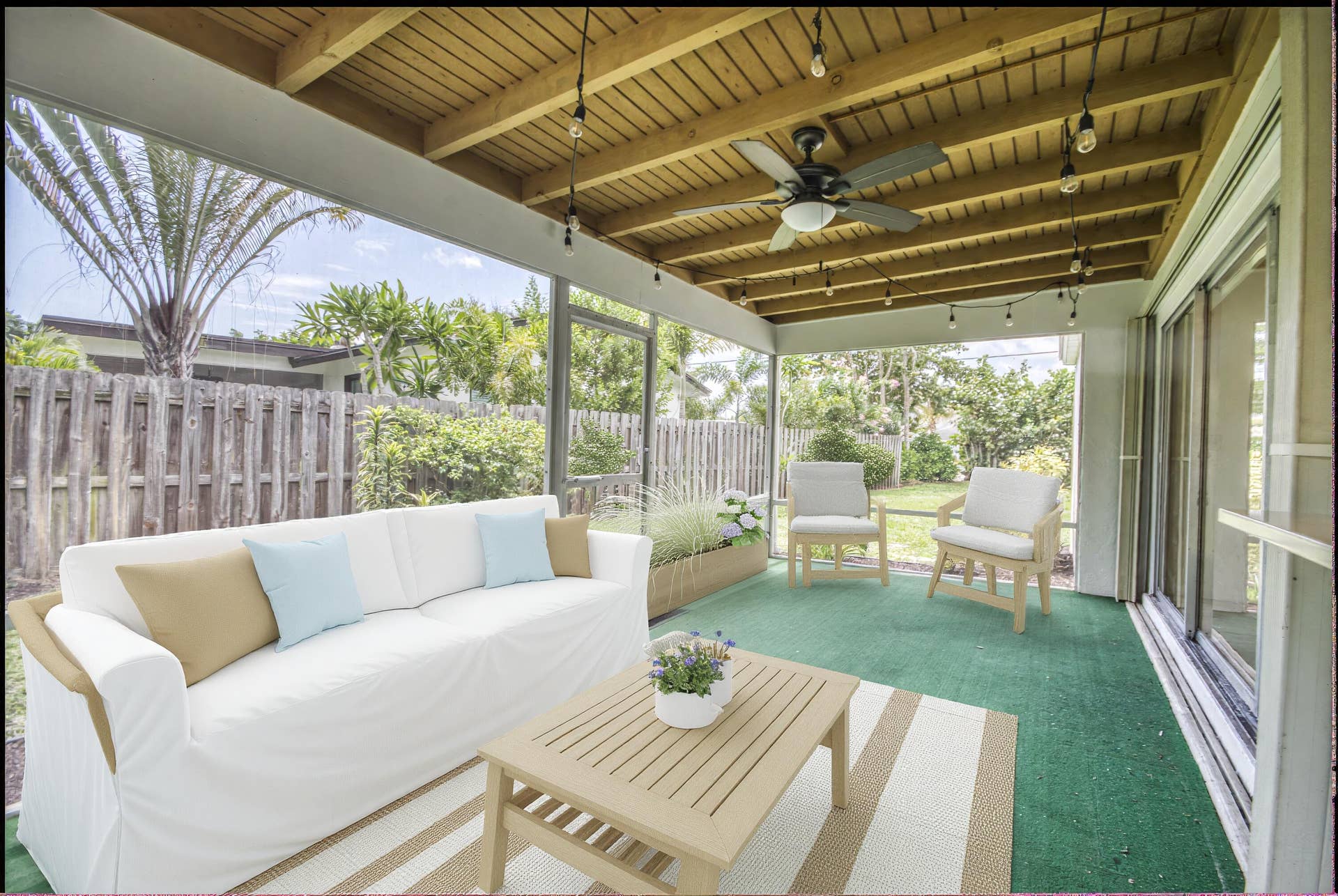 18020 Palm Point Drive, Jupiter, FL 33458 Screen-Enclosed Patio