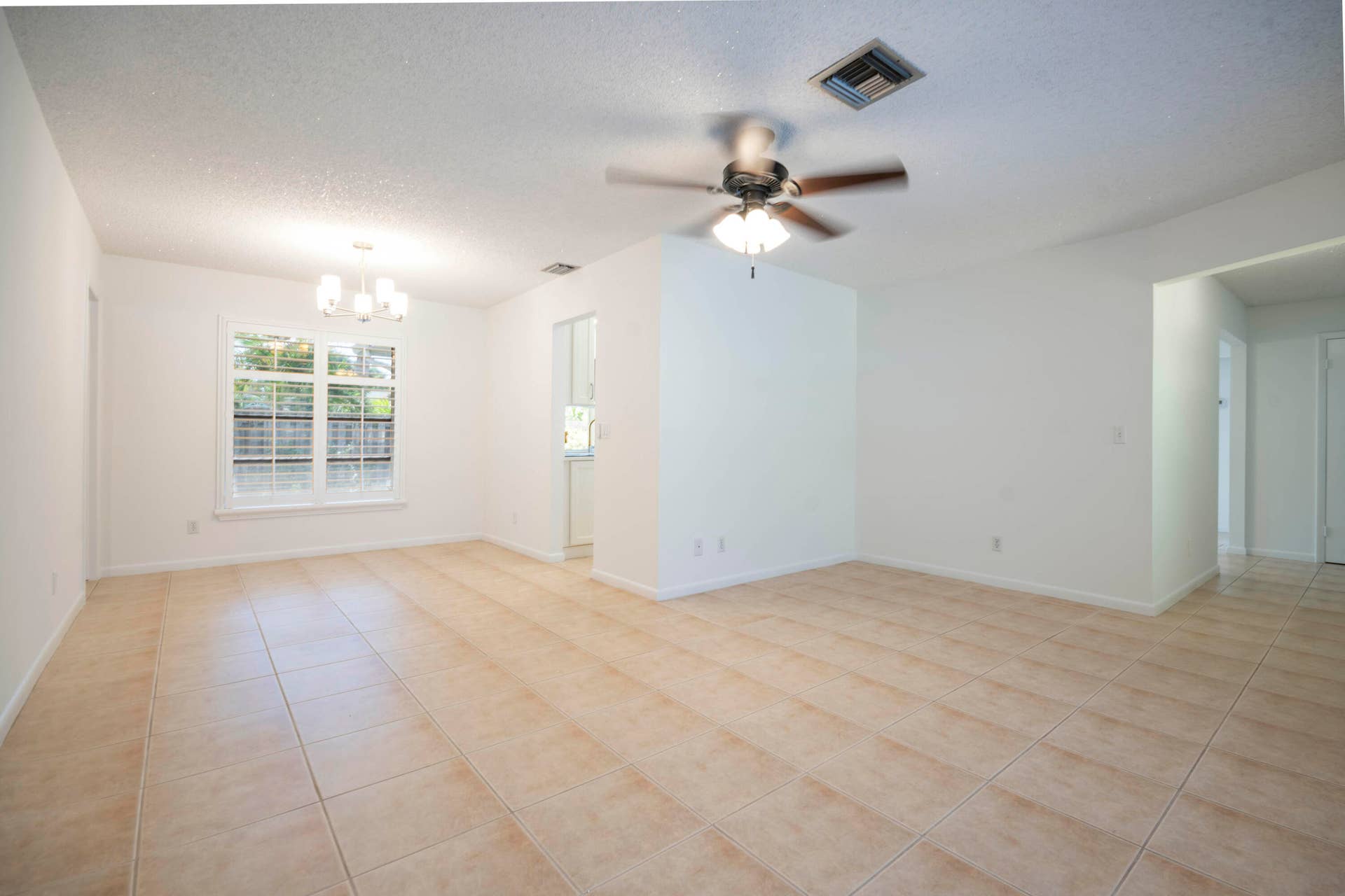 18020 Palm Point Drive, Jupiter, FL 33458 Living Room | Dining Room