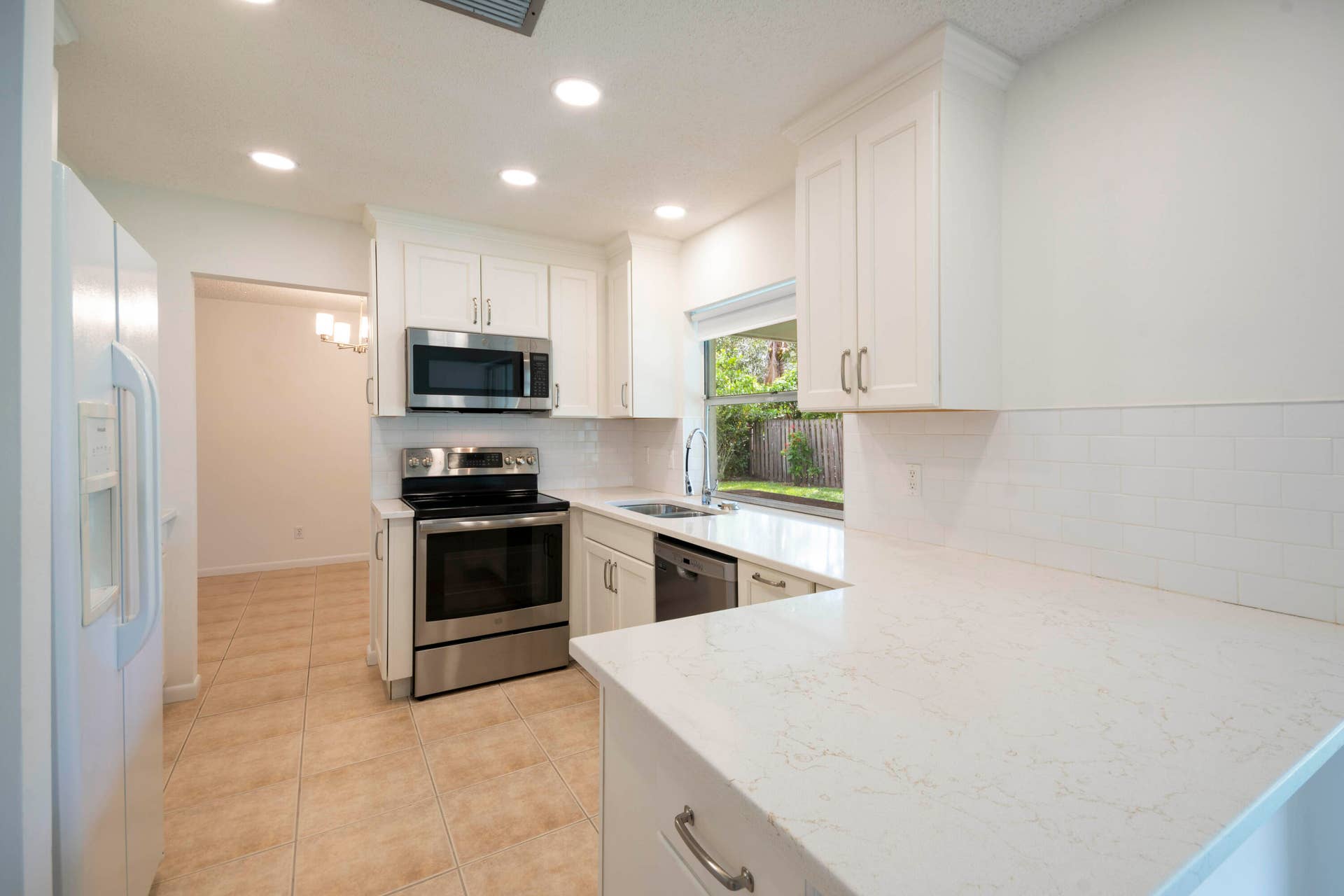 18020 Palm Point Drive, Jupiter, FL 33458 Kitchen