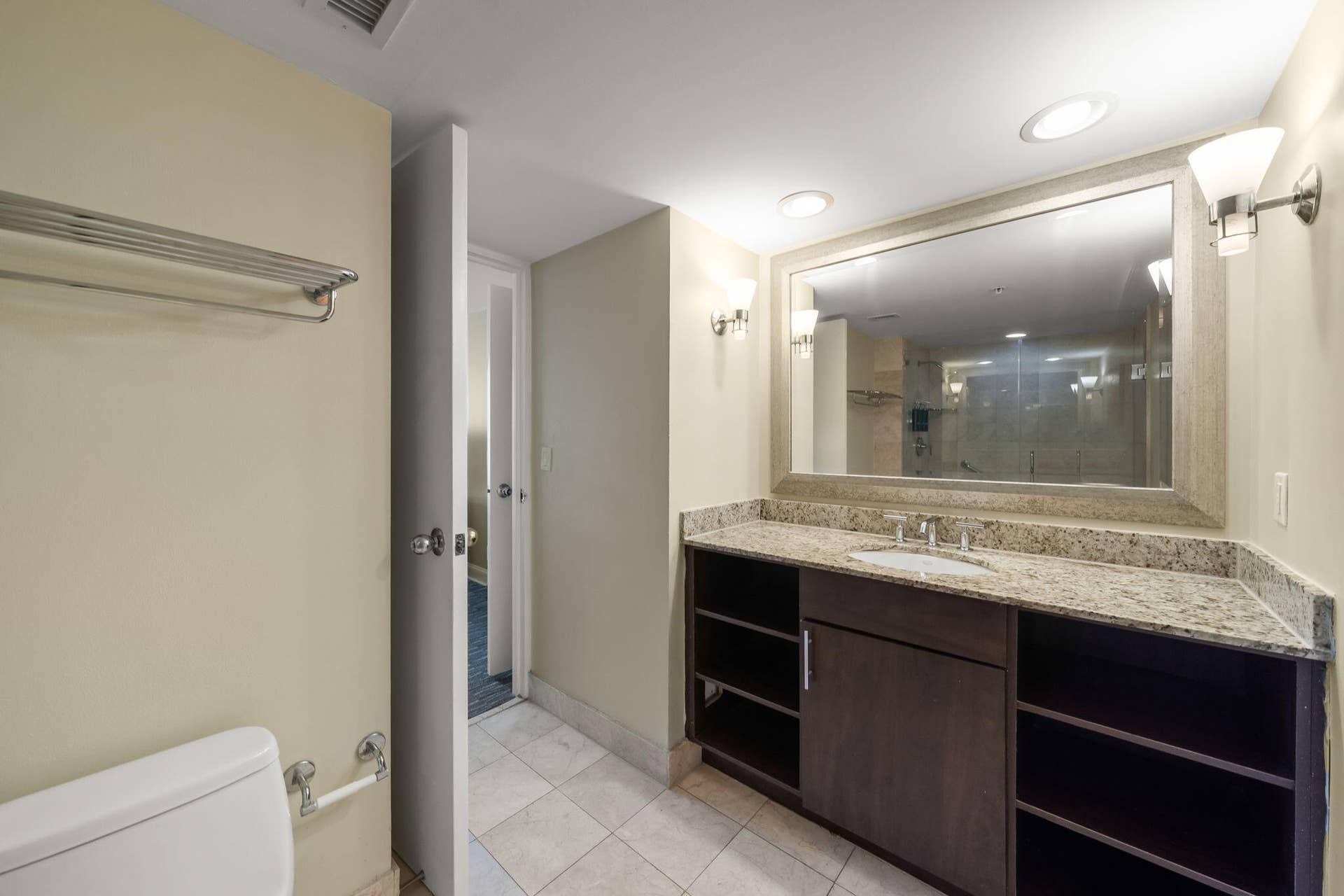 2670 E Sunrise Boulevard, #1201, Fort Lauderdale, FL 33304 11-web-or-mls-2670 E Sunrise Blvd Unit 1