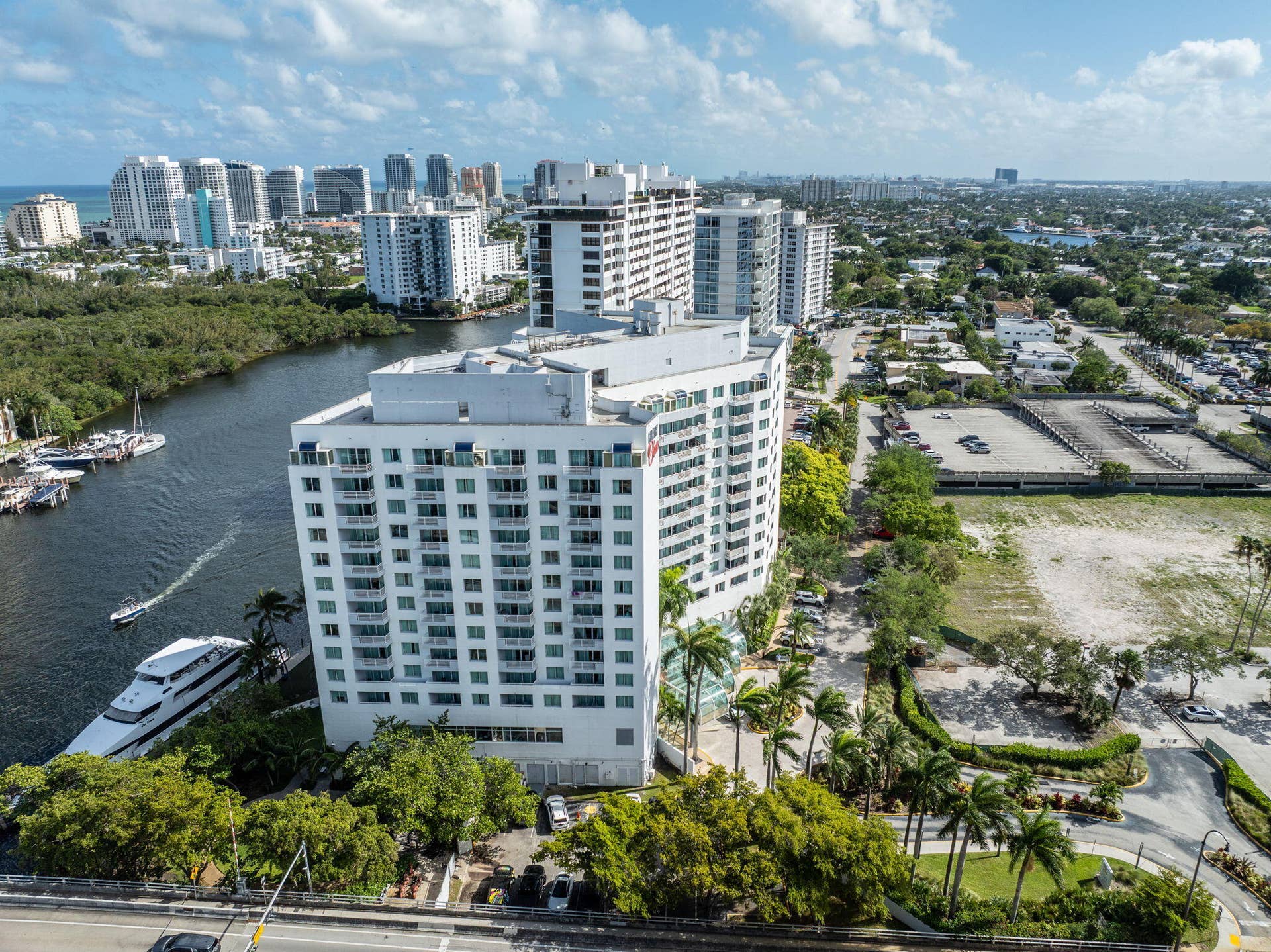 2670 E Sunrise Boulevard, #1201, Fort Lauderdale, FL 33304 22-web-or-mls-2670 E Sunrise Blvd_aerial