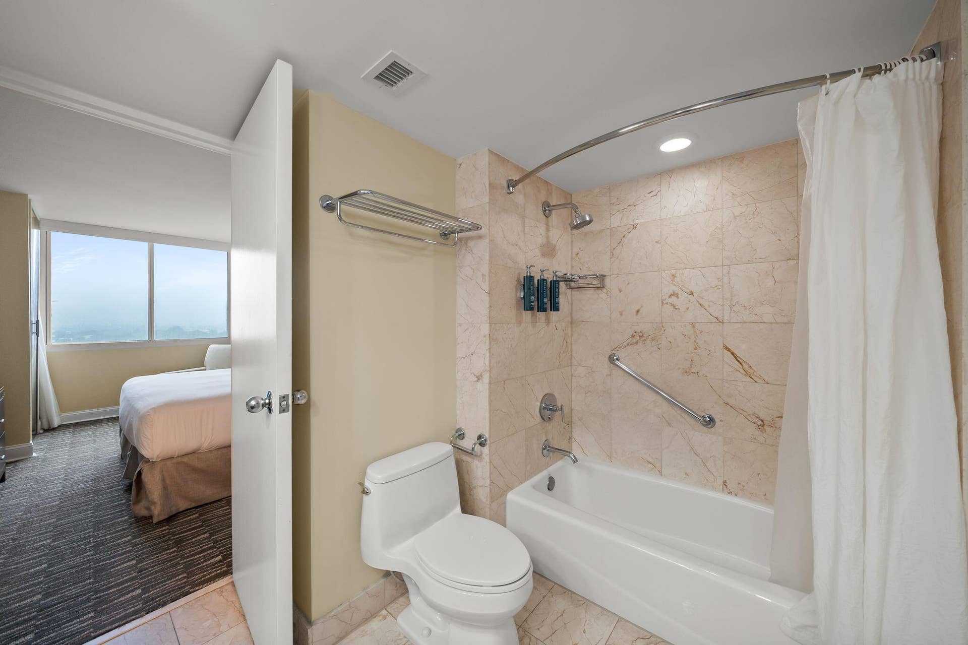 2670 E Sunrise Boulevard, #1201, Fort Lauderdale, FL 33304 17-web-or-mls-2670 E Sunrise Blvd Unit 1