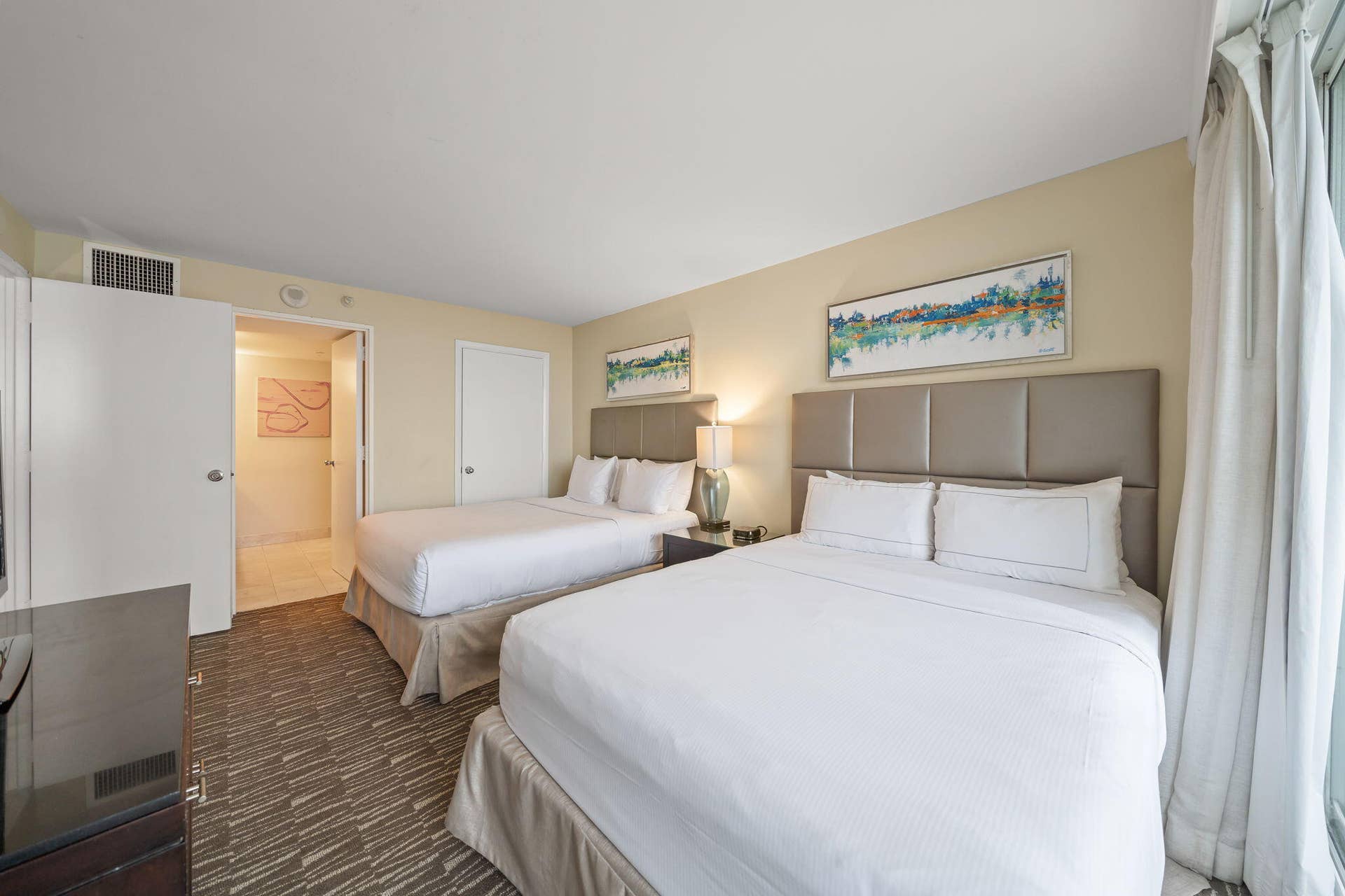 2670 E Sunrise Boulevard, #1201, Fort Lauderdale, FL 33304 7-web-or-mls-2670 E Sunrise Blvd Unit 11