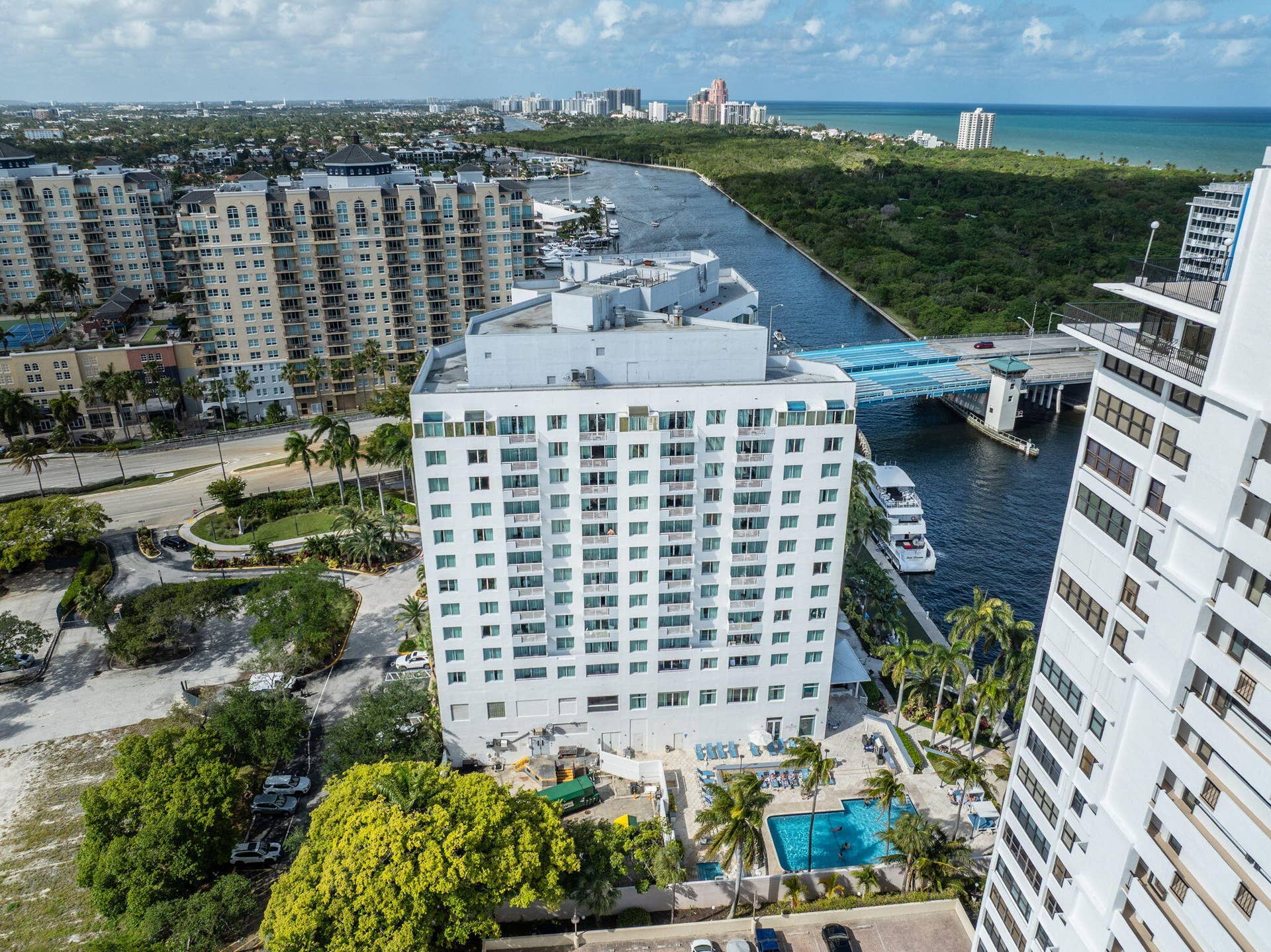 2670 E Sunrise Boulevard, #1201, Fort Lauderdale, FL 33304 28-web-or-mls-2670 E Sunrise Blvd_aerial