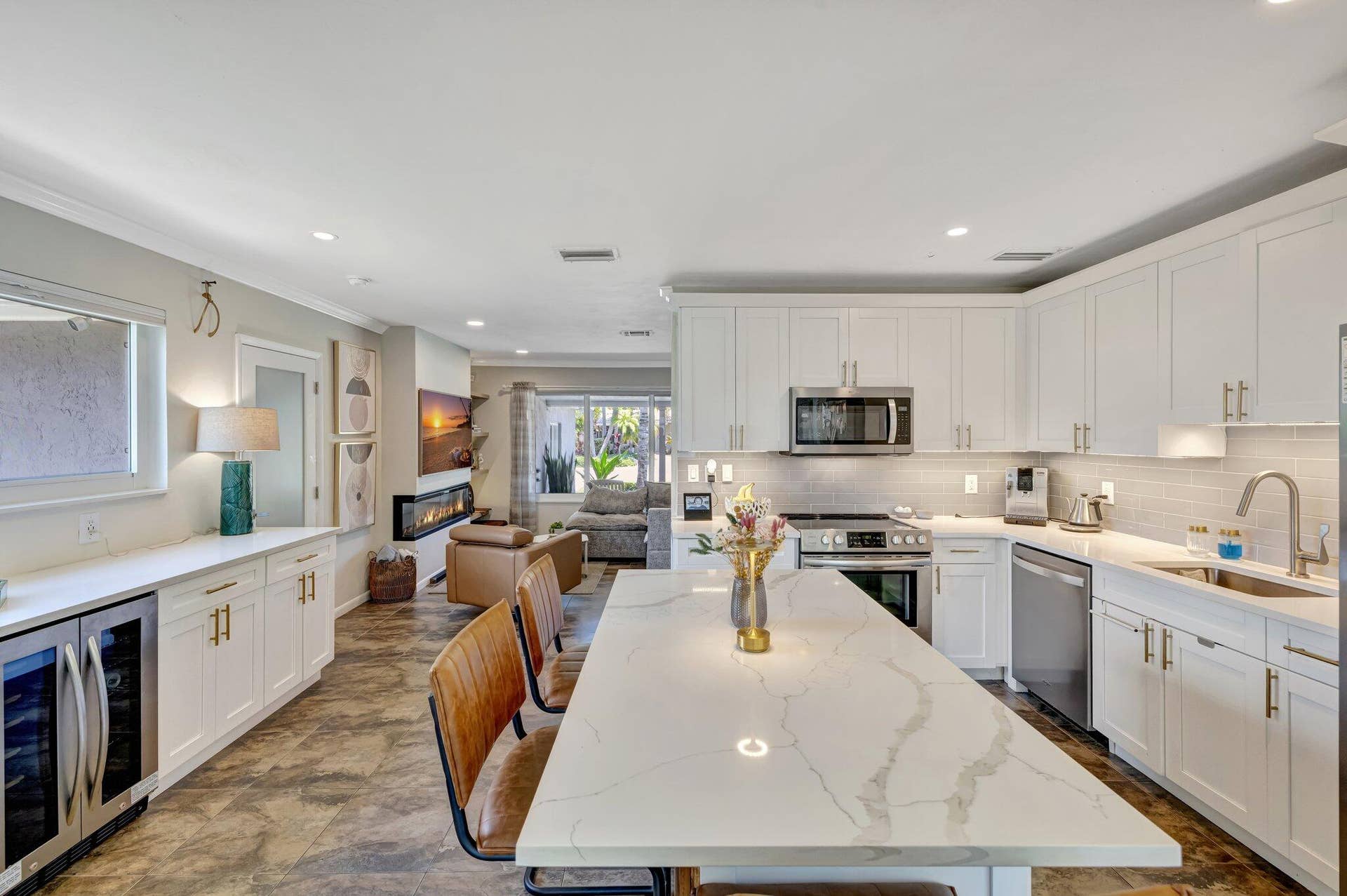KITCHEN 8