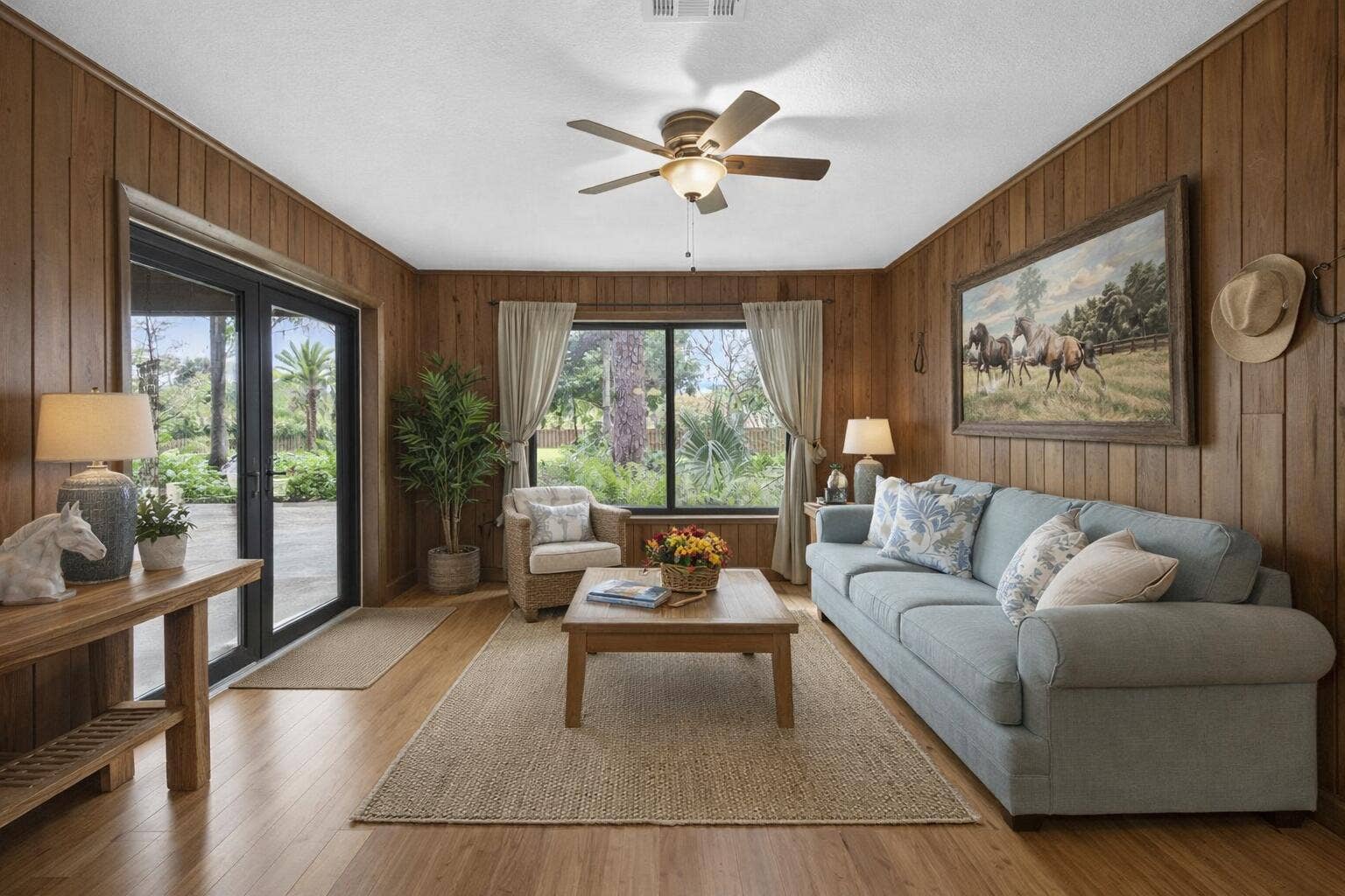 Family room/Dining