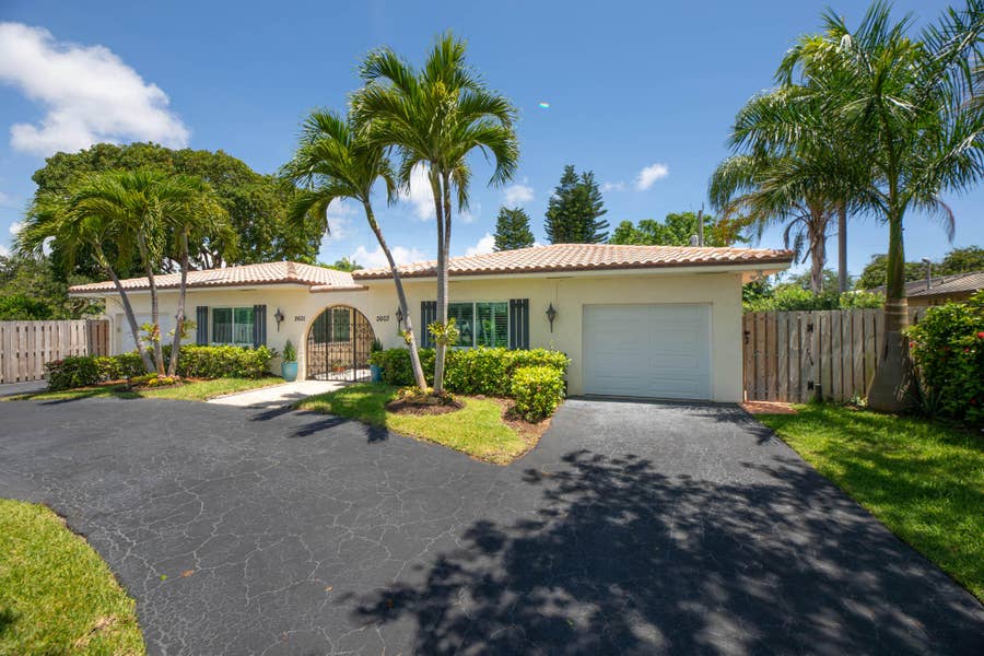 Property photo for 2603 NE 35th Street, Fort Lauderdale, FL