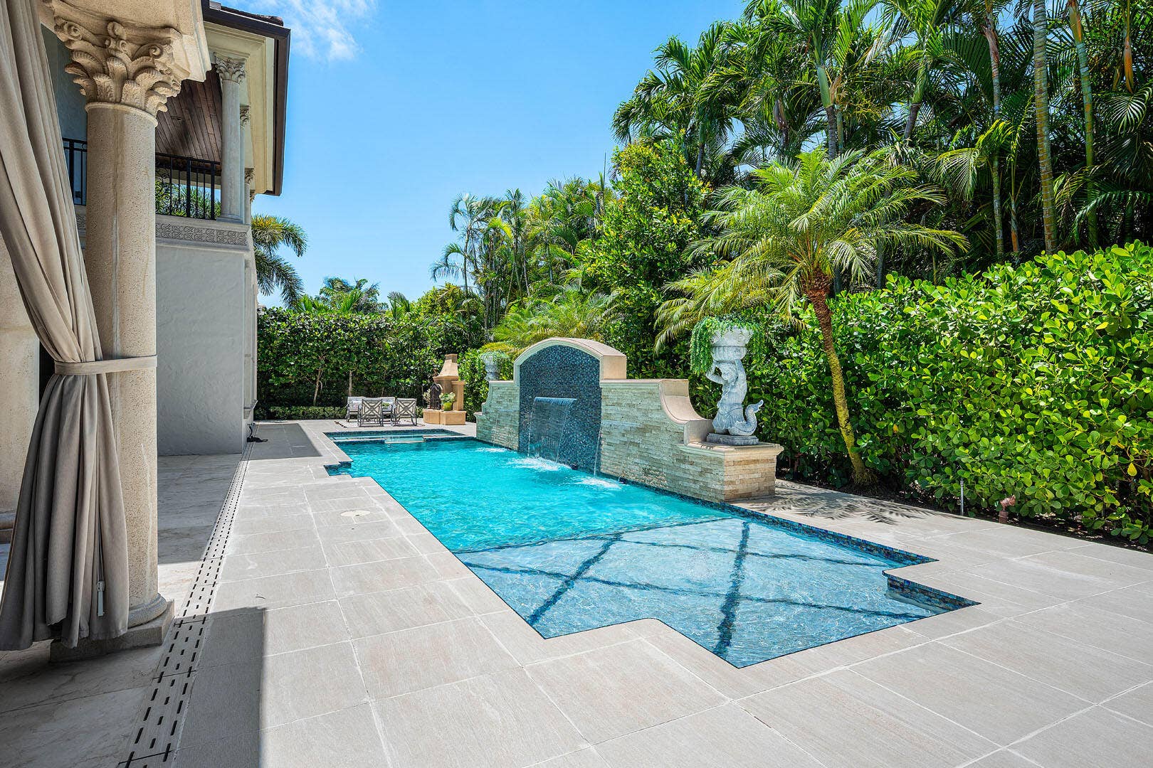 2225_West_Silver_Palm_Road_28