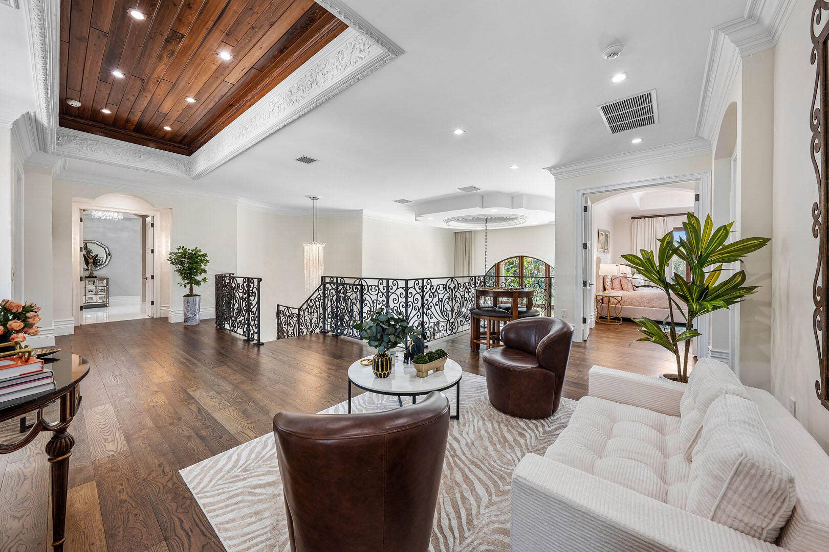 2225_West_Silver_Palm_Road_45