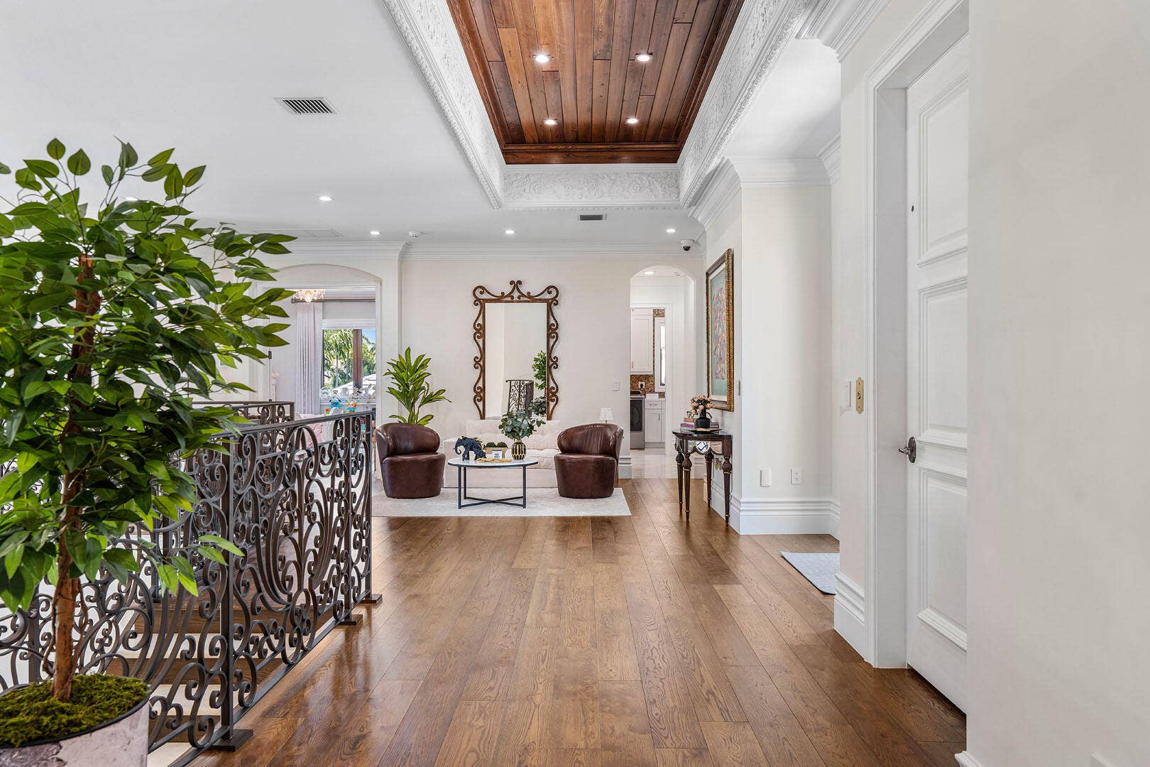 2225_West_Silver_Palm_Road_47
