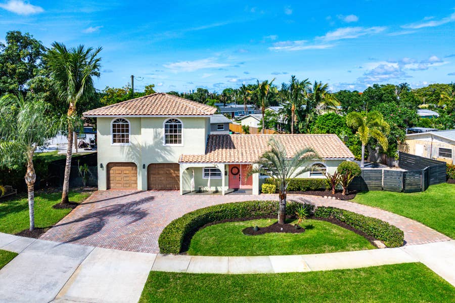 Property photo for 968 Laurel Road, North Palm Beach, FL