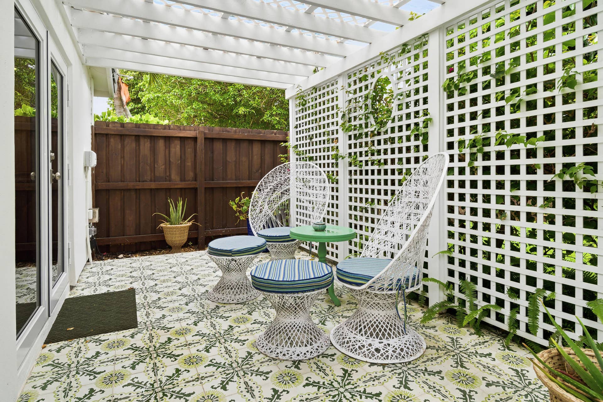 251 Gregory Place, West Palm Beach, FL 33405 251-GREGORY-PLACE-33405-042 (1)
