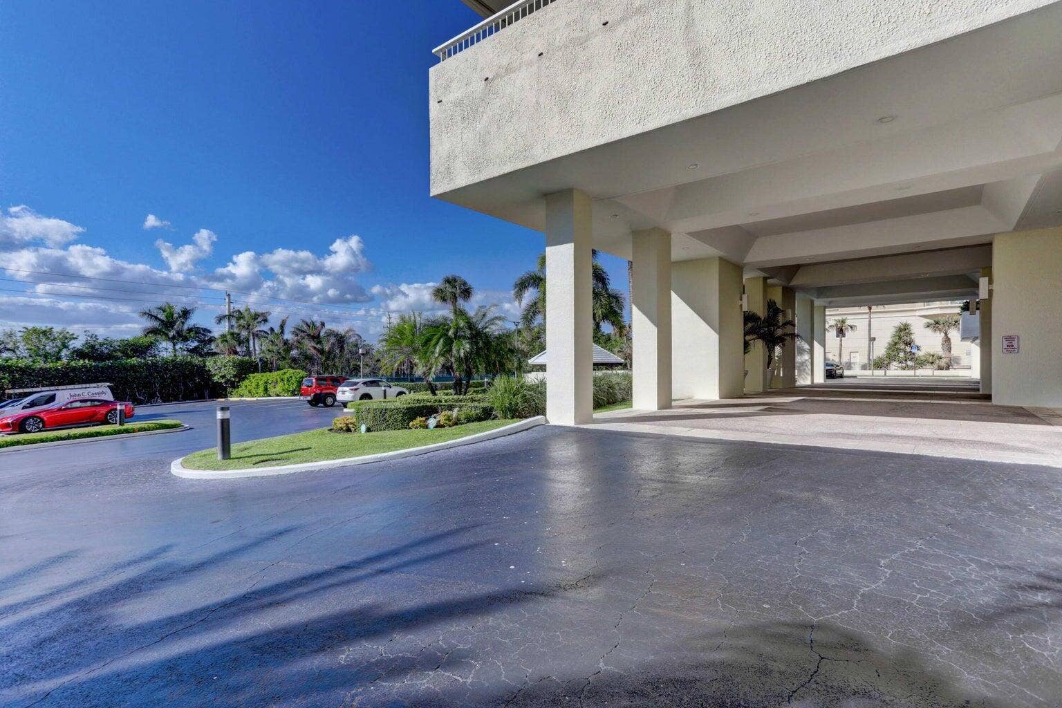5280 N Ocean Drive, #12f, Riviera Beach, FL 33404 ENTRANCE