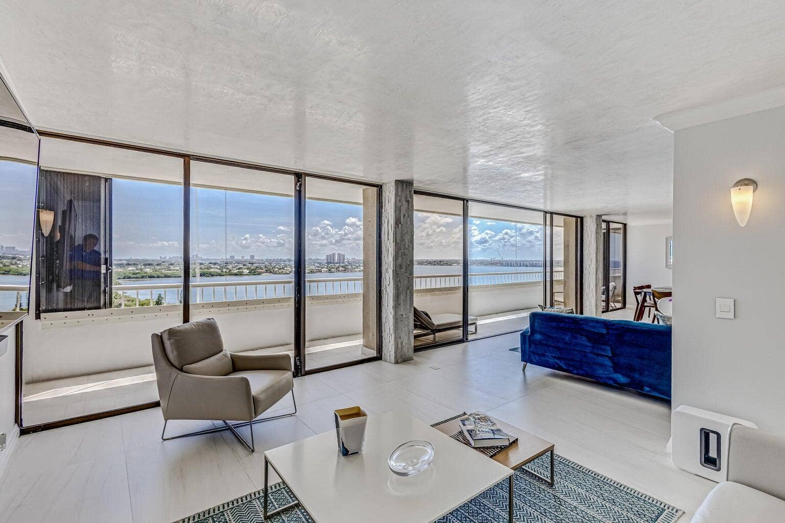 5280 N Ocean Drive, #12f, Riviera Beach, FL 33404 LIVING ROOM