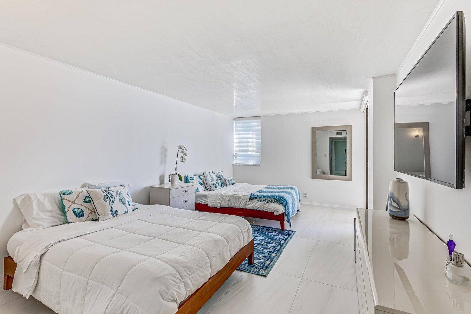 5280 N Ocean Drive, #12f, Riviera Beach, FL 33404 BEDROOM
