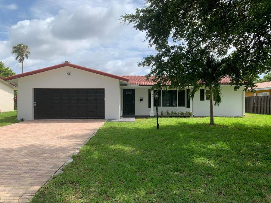 Property photo for 4005 NW 76th Avenue, Coral Springs, FL