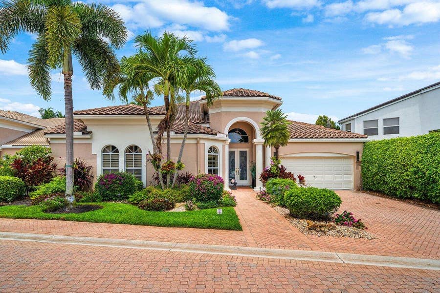 Property photo for 6517 Somerset Circle, Boca Raton, FL