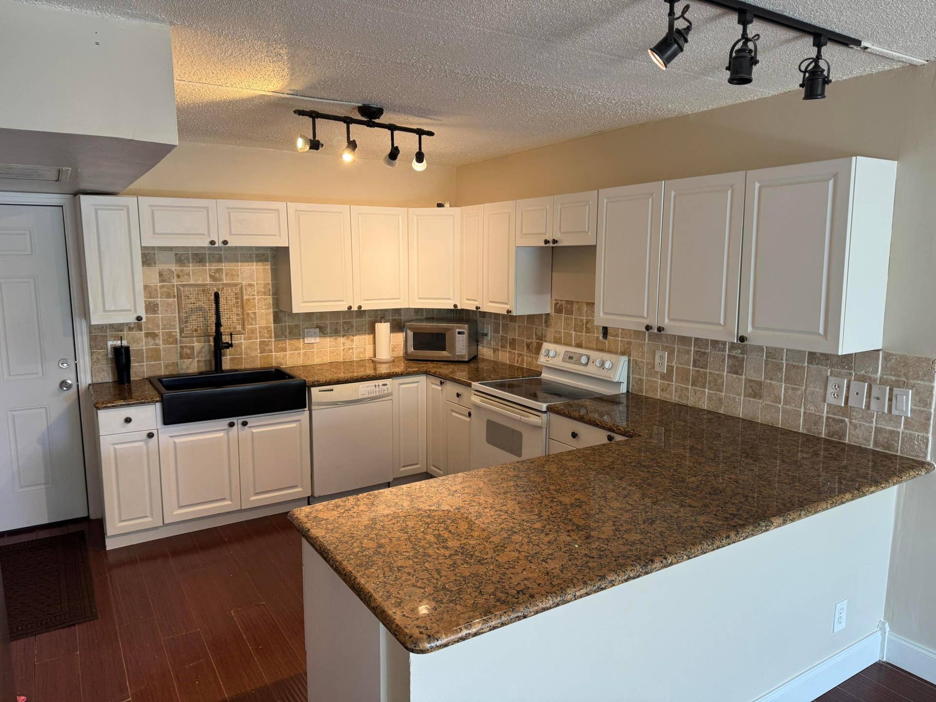 725 Hummingbird Way, #210, North Palm Beach, FL 33408 IMG_7843