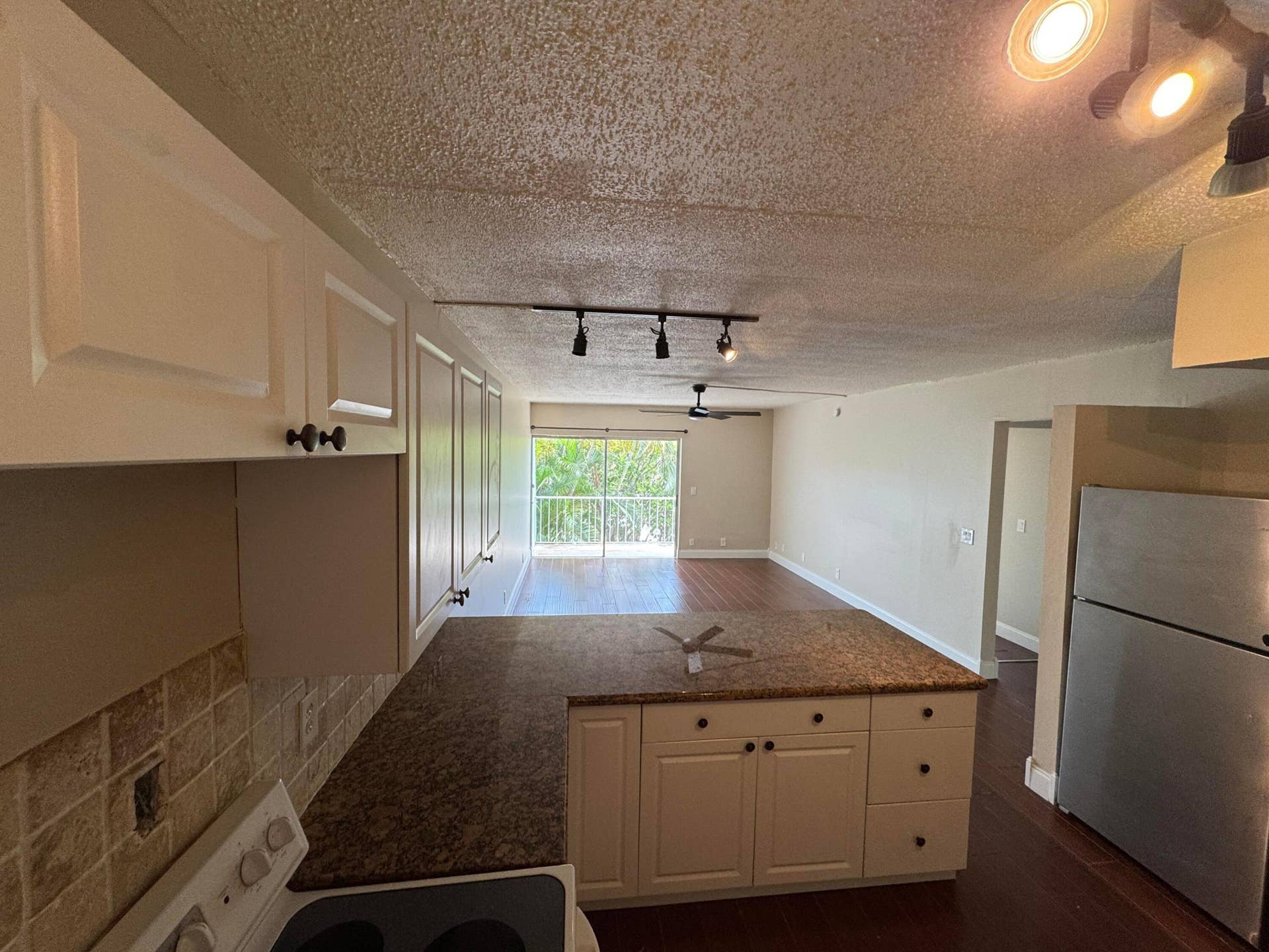 725 Hummingbird Way, #210, North Palm Beach, FL 33408 IMG_7839
