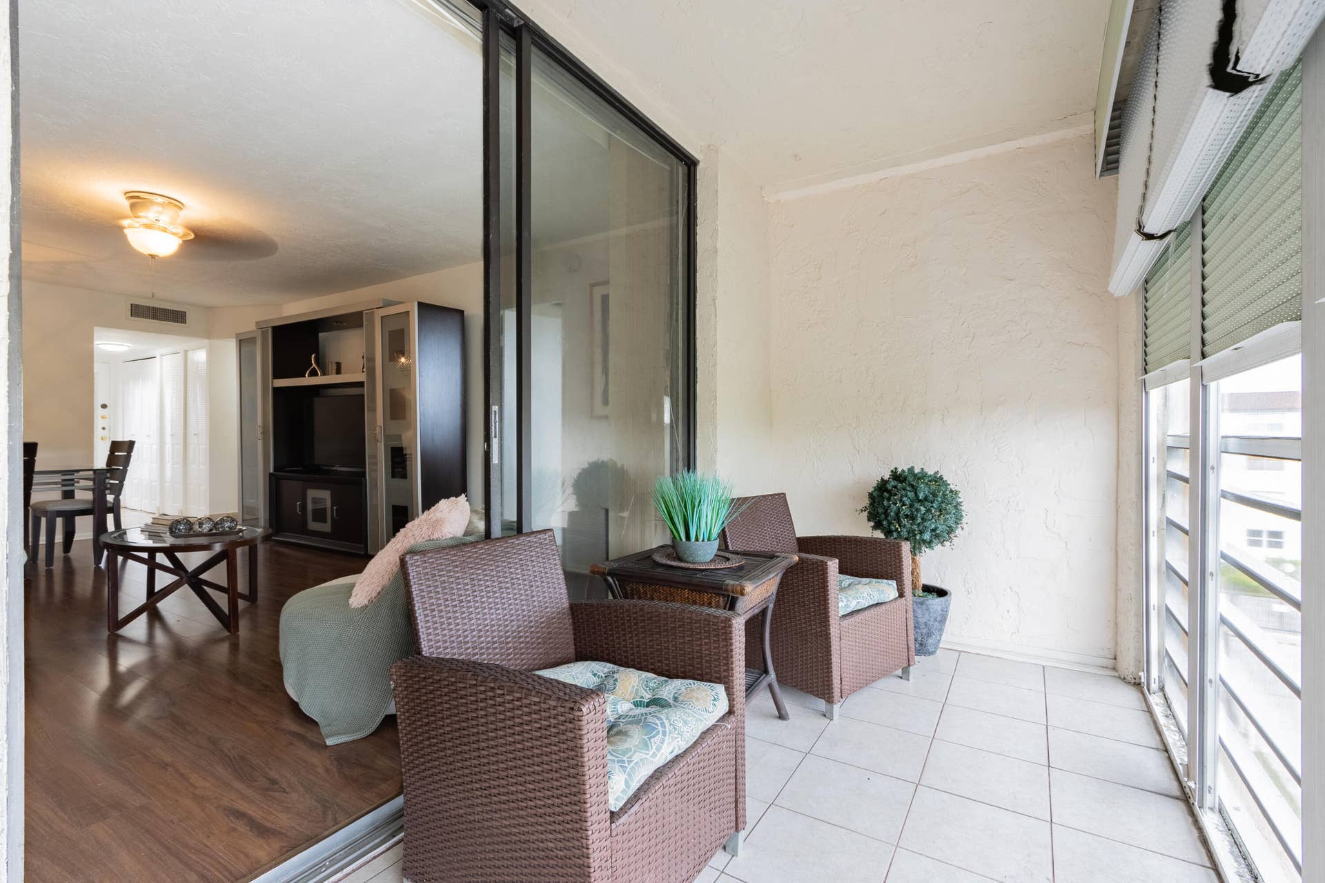 2811 Somerset Drive, #412, Lauderdale Lakes, FL 33311 9