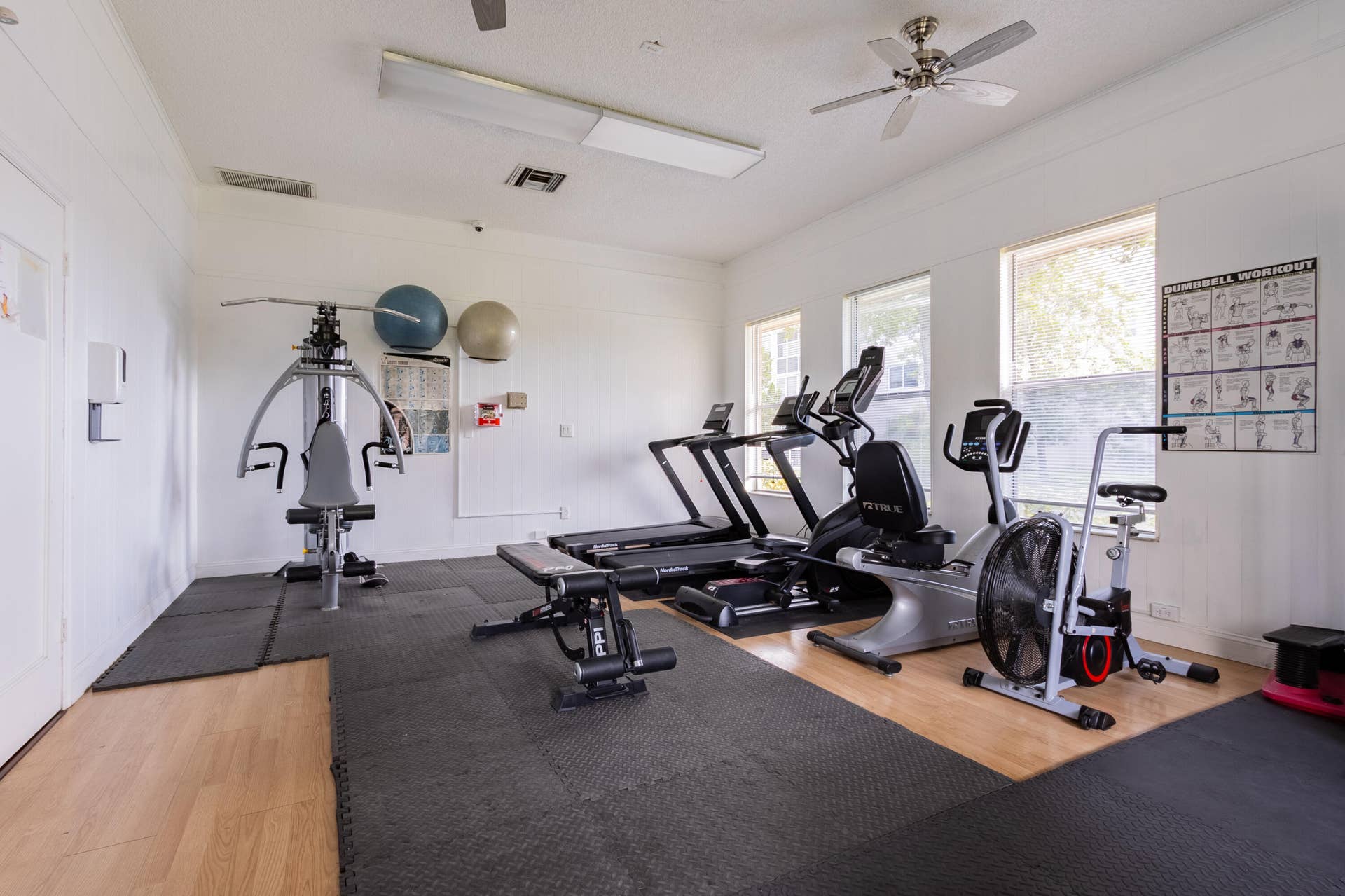 2811 Somerset Drive, #412, Lauderdale Lakes, FL 33311 24