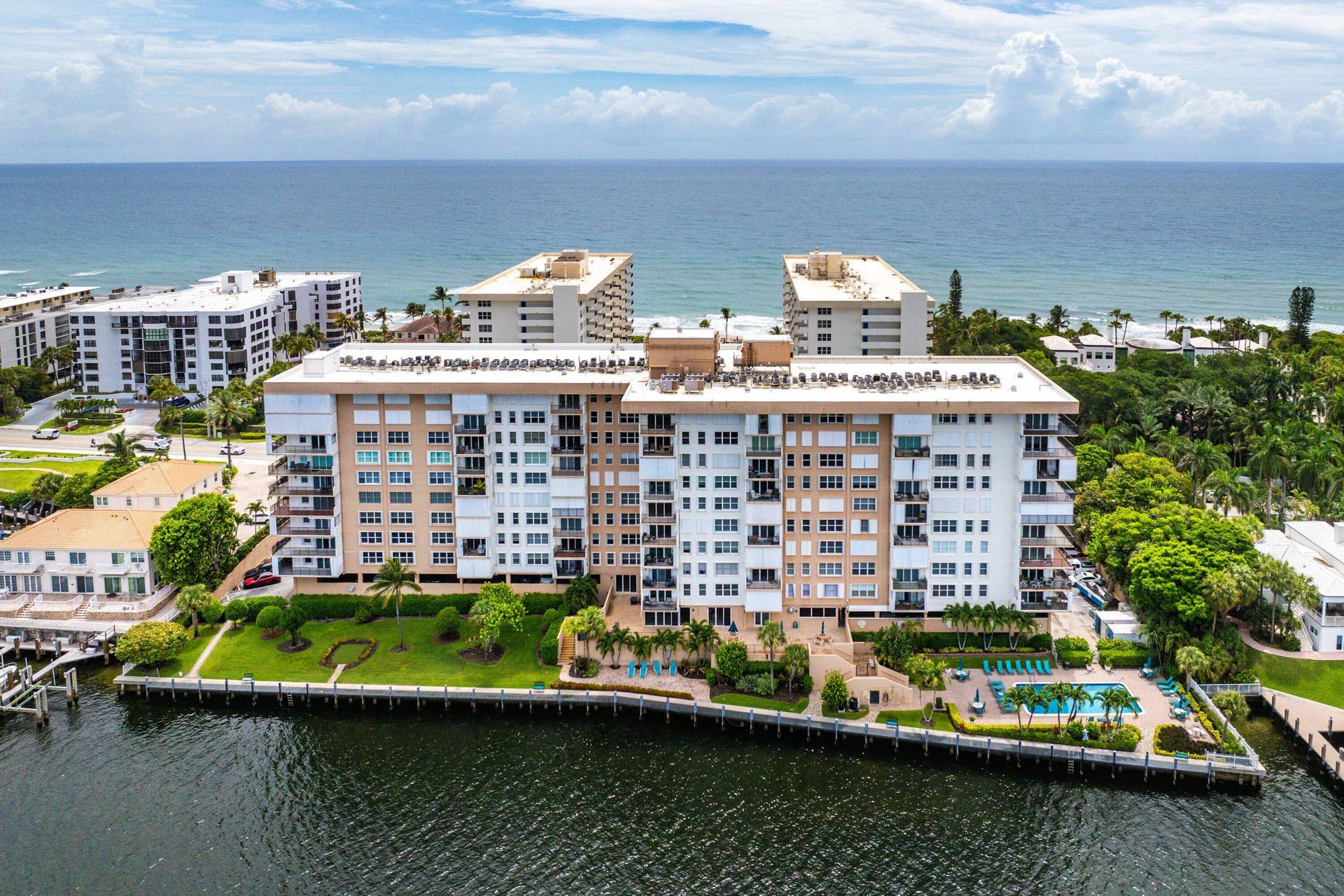 1150 Hillsboro Mile, #905, Hillsboro Beach, FL 33062 027-1150HillsboroMile-905-HillsboroBeach