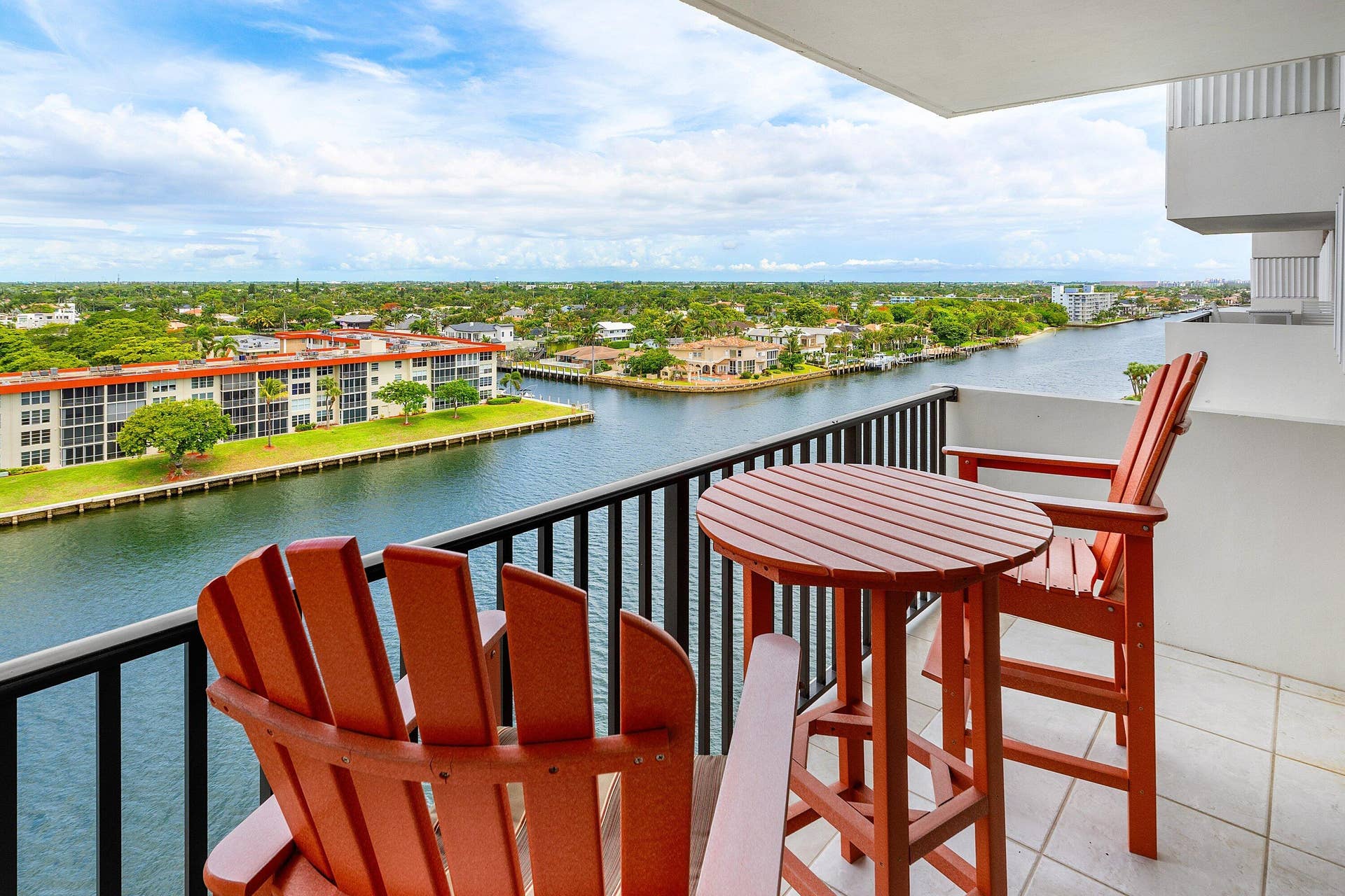 1150 Hillsboro Mile, #905, Hillsboro Beach, FL 33062 020-1150HillsboroMile-905-HillsboroBeach