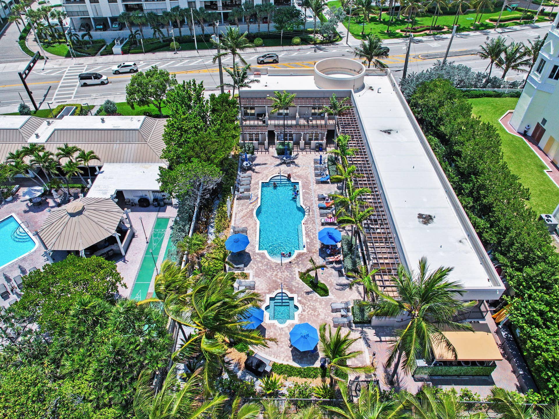 29-web-or-mls-2011-n-ocean-blvd-1606
