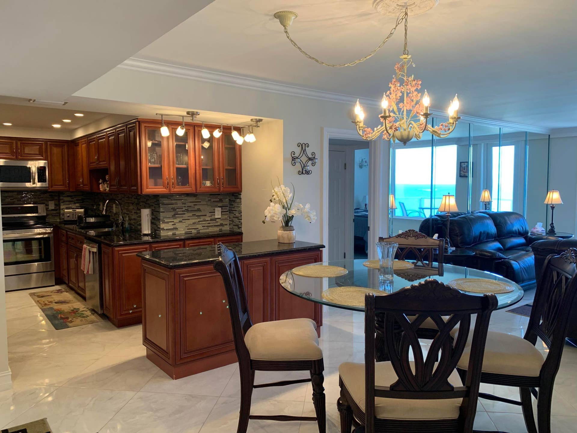 3450 S Ocean Boulevard, #508, Palm Beach, FL 33480 Dining Room & Kitchen