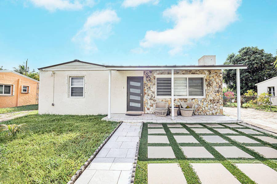 Property photo for 2333 Wabasso Drive, West Palm Beach, FL